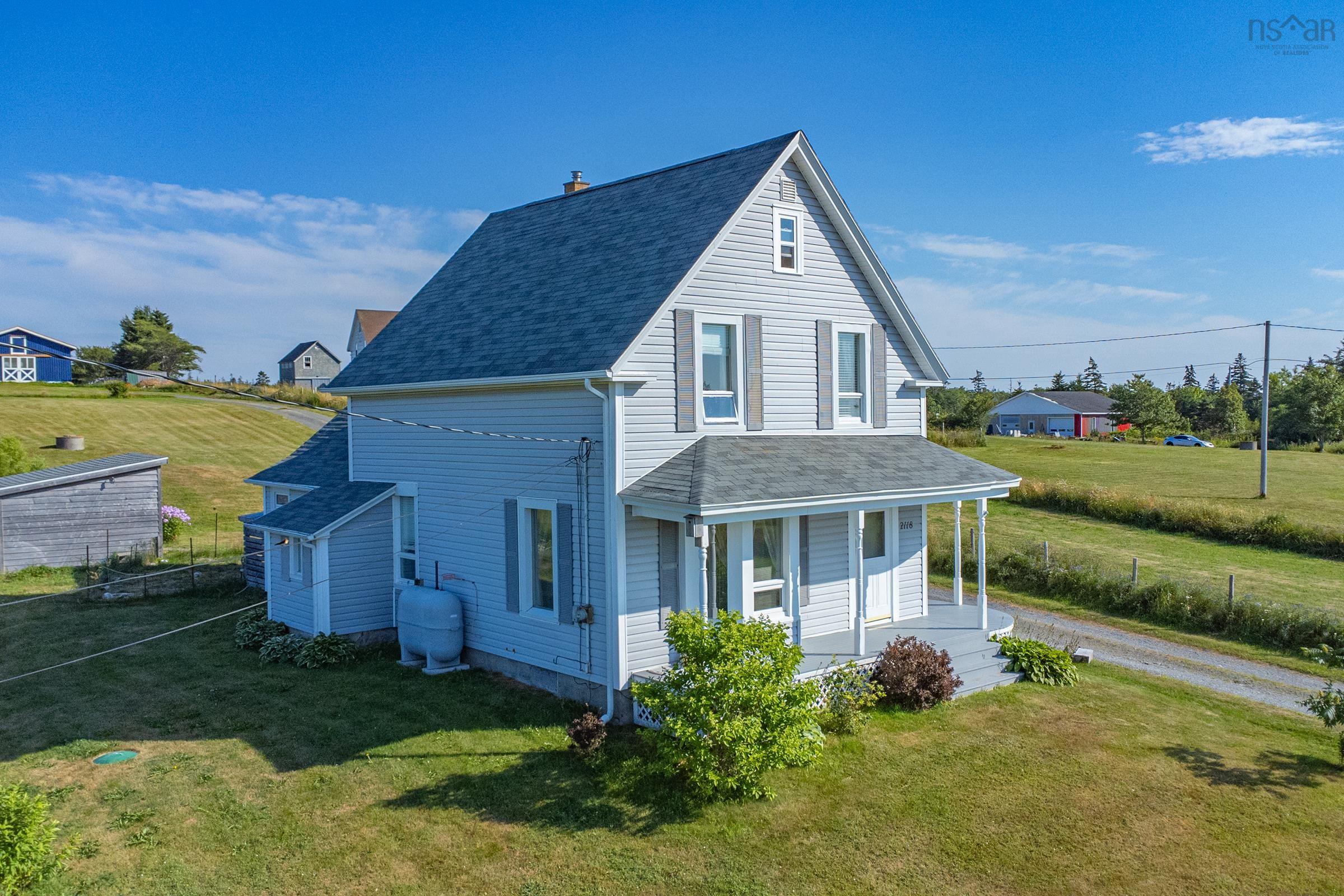$335,000.00: 2118 Highway 1, Grosses Coques