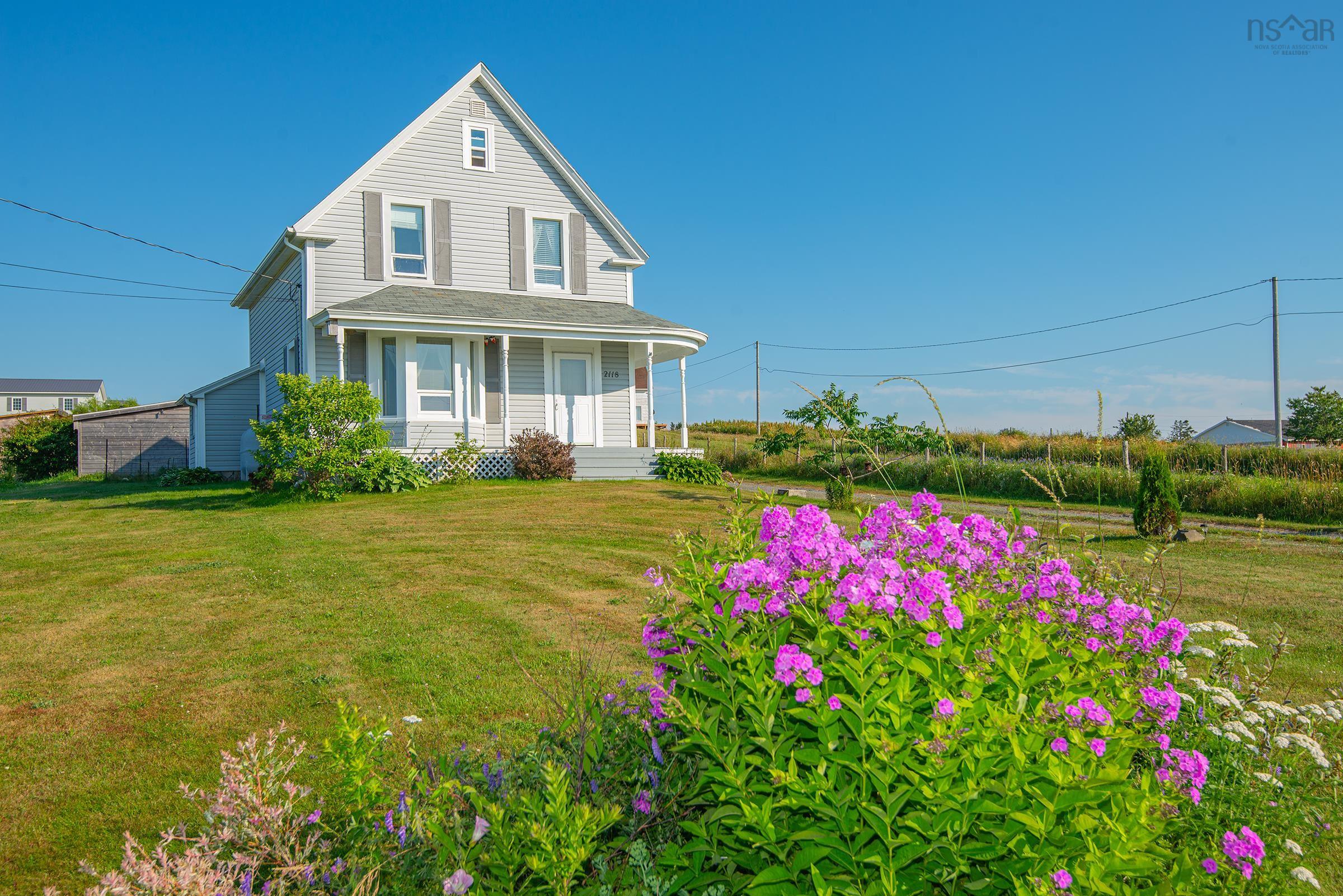 $335,000.00: 2118 Highway 1, Grosses Coques
