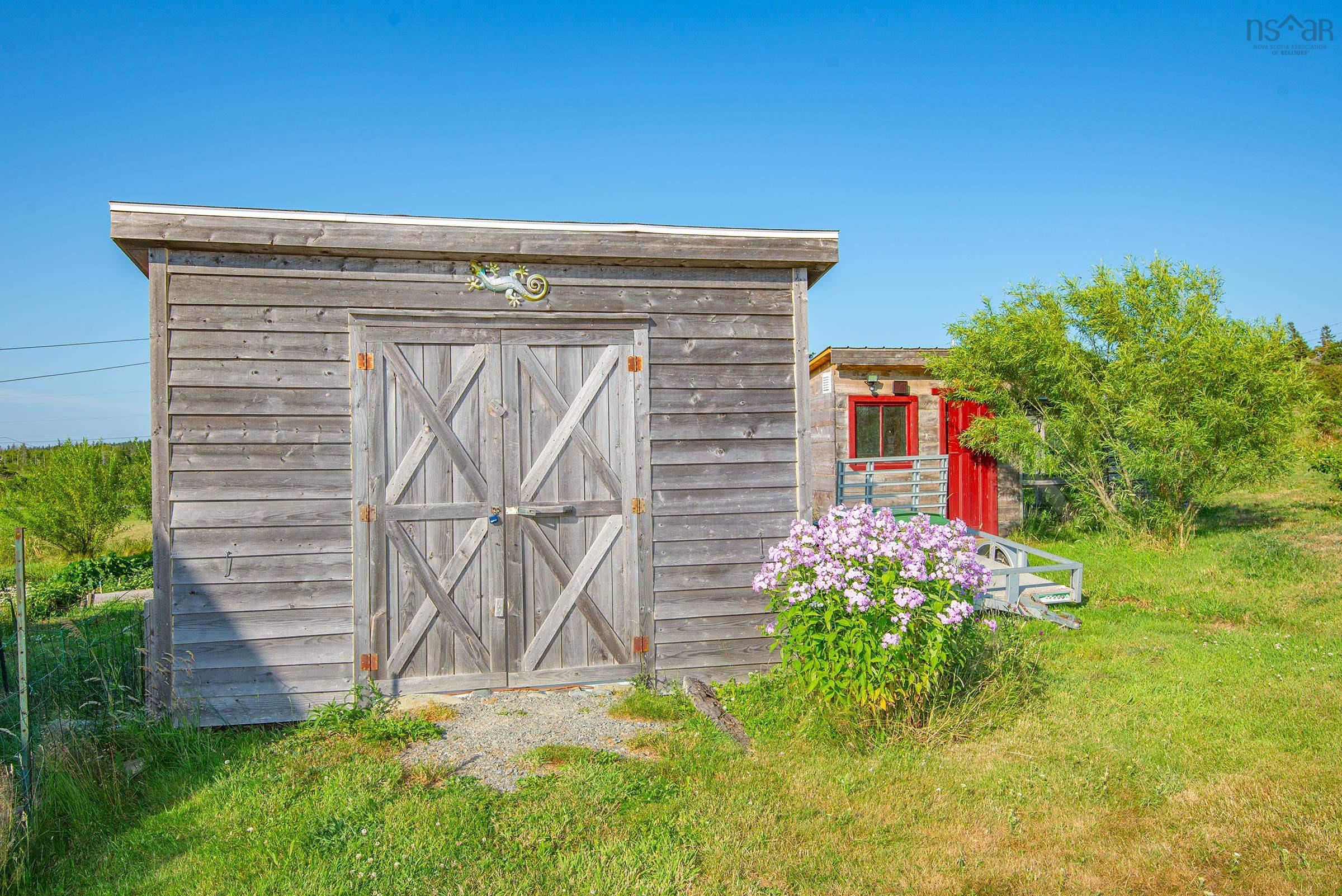 $335,000.00: 2118 Highway 1, Grosses Coques