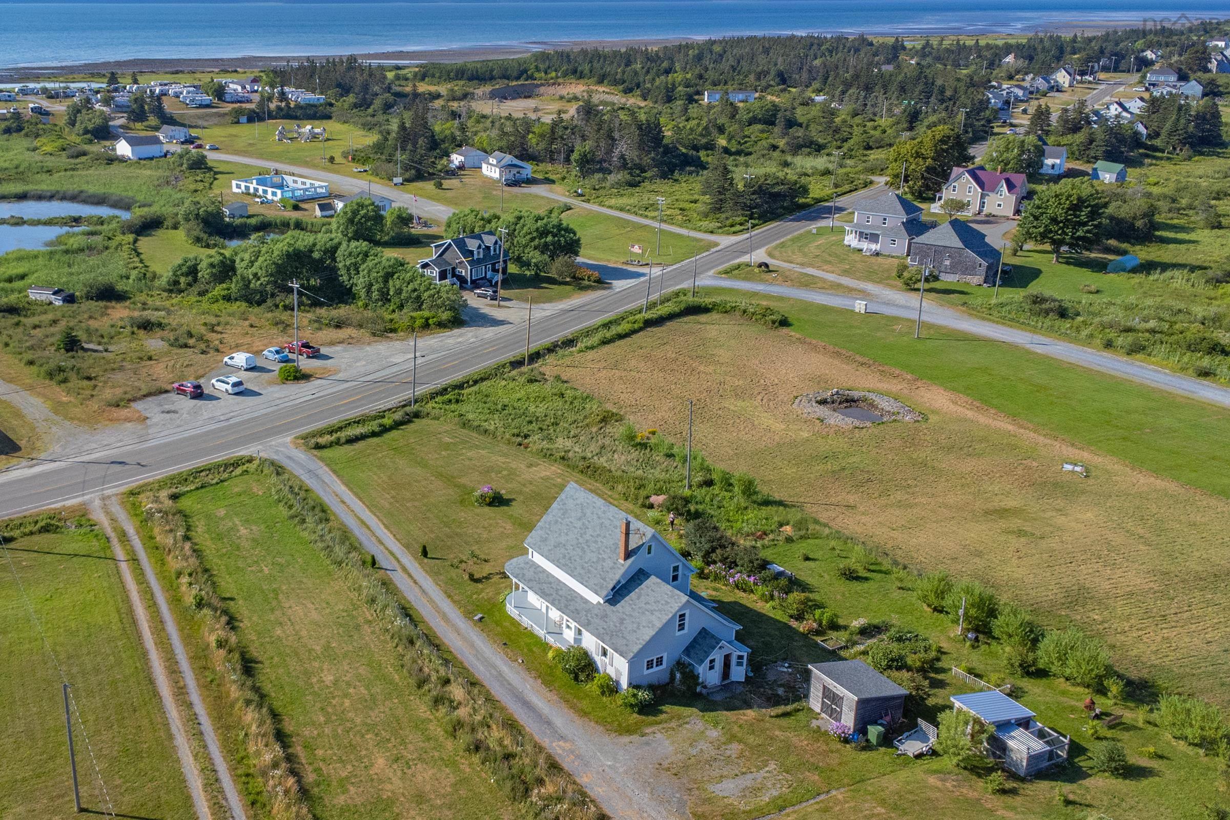 $335,000.00: 2118 Highway 1, Grosses Coques