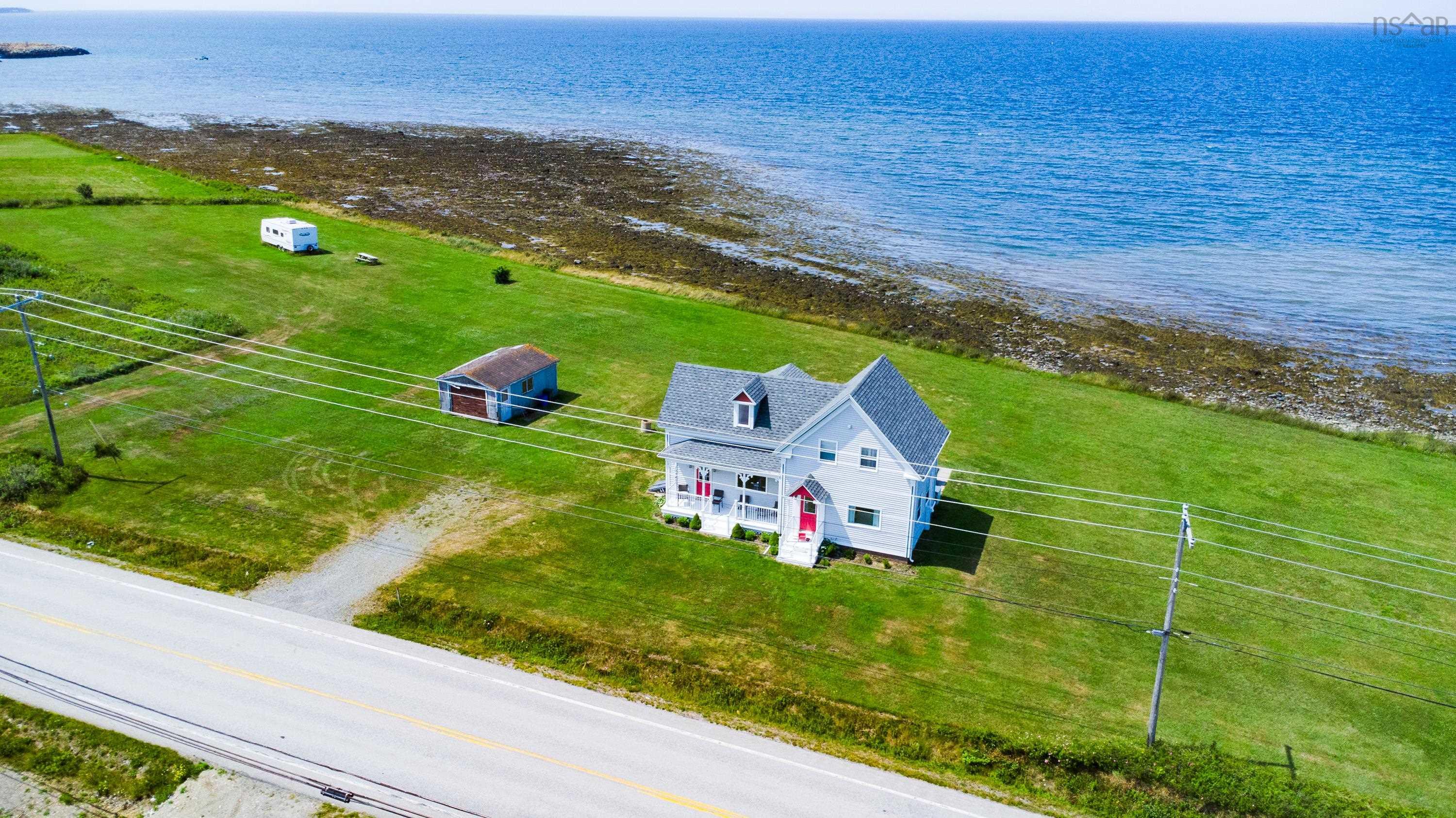 $495,000.00: 10345 Highway 1, Saulnierville