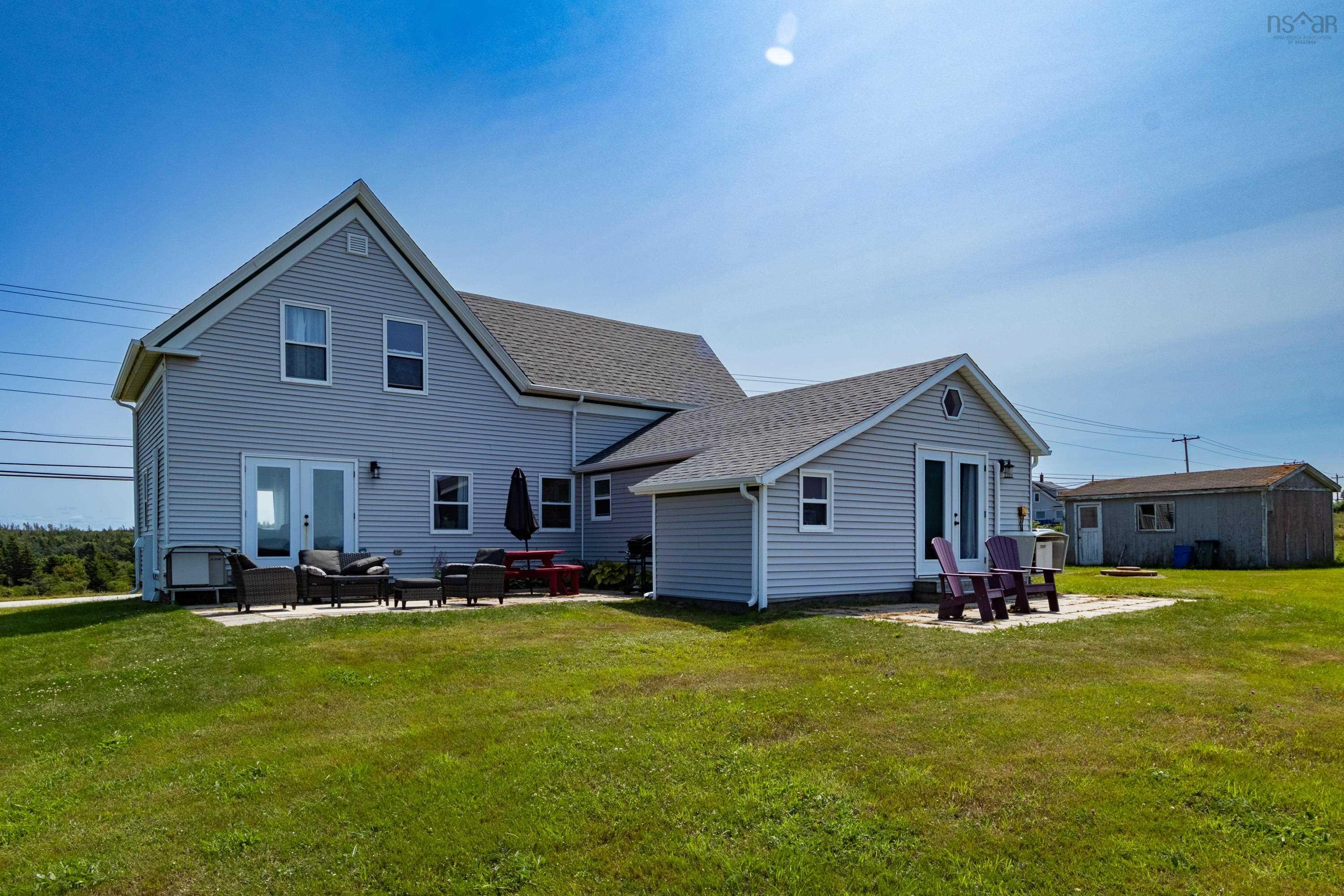 $495,000.00: 10345 Highway 1, Saulnierville