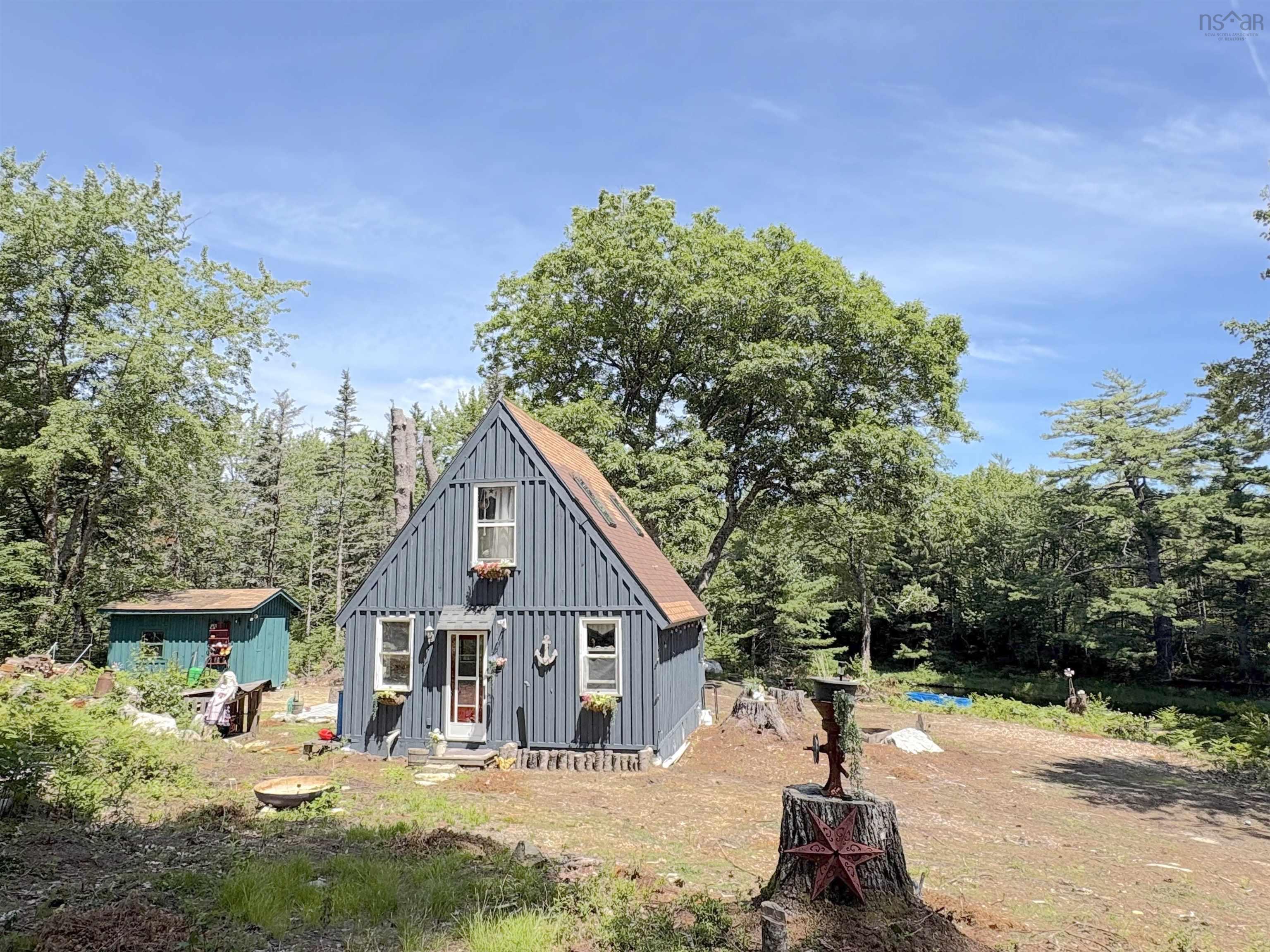 $99,999.00: 1894 highway 103, Sable River
