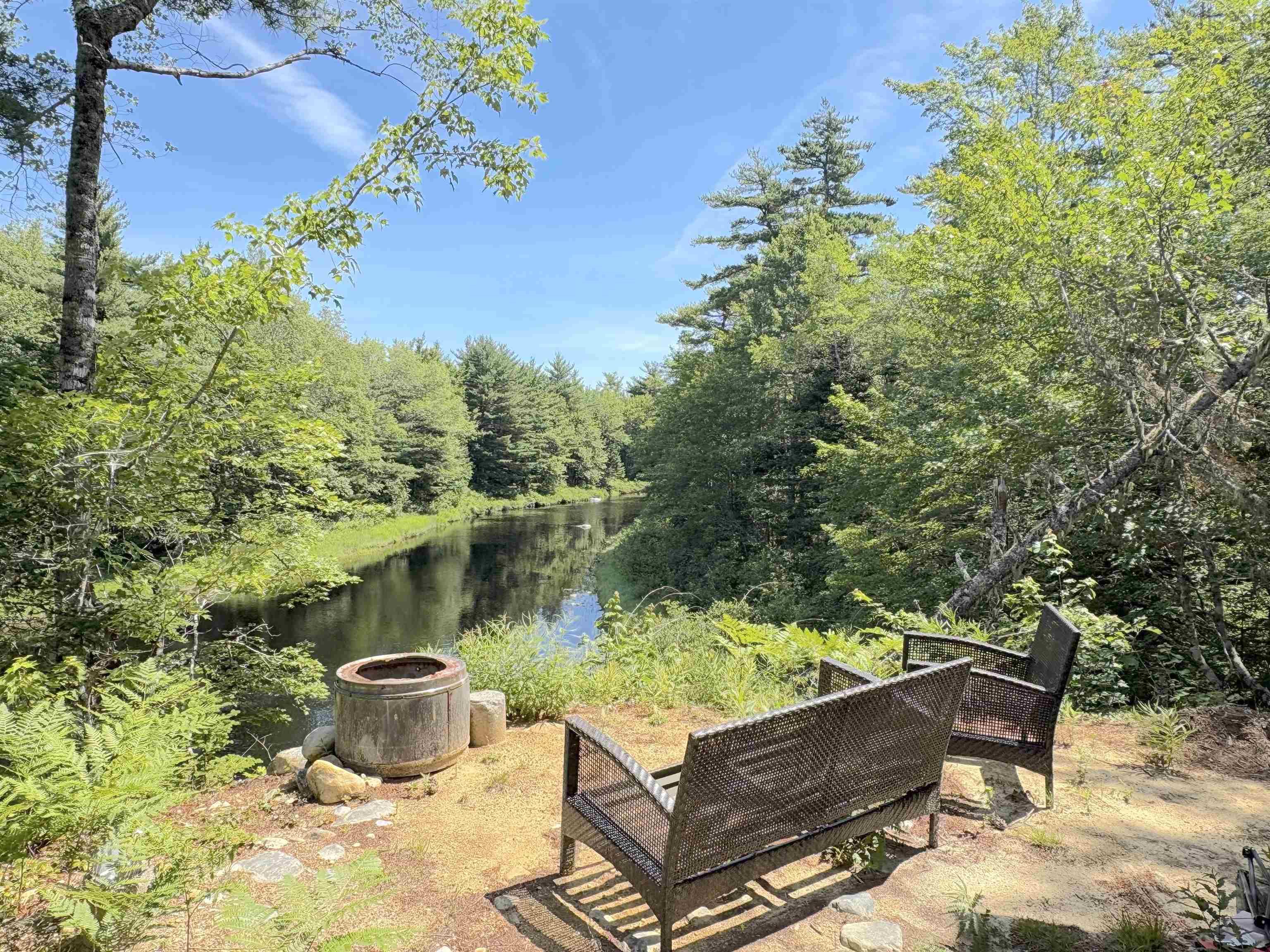 $99,999.00: 1894 highway 103, Sable River