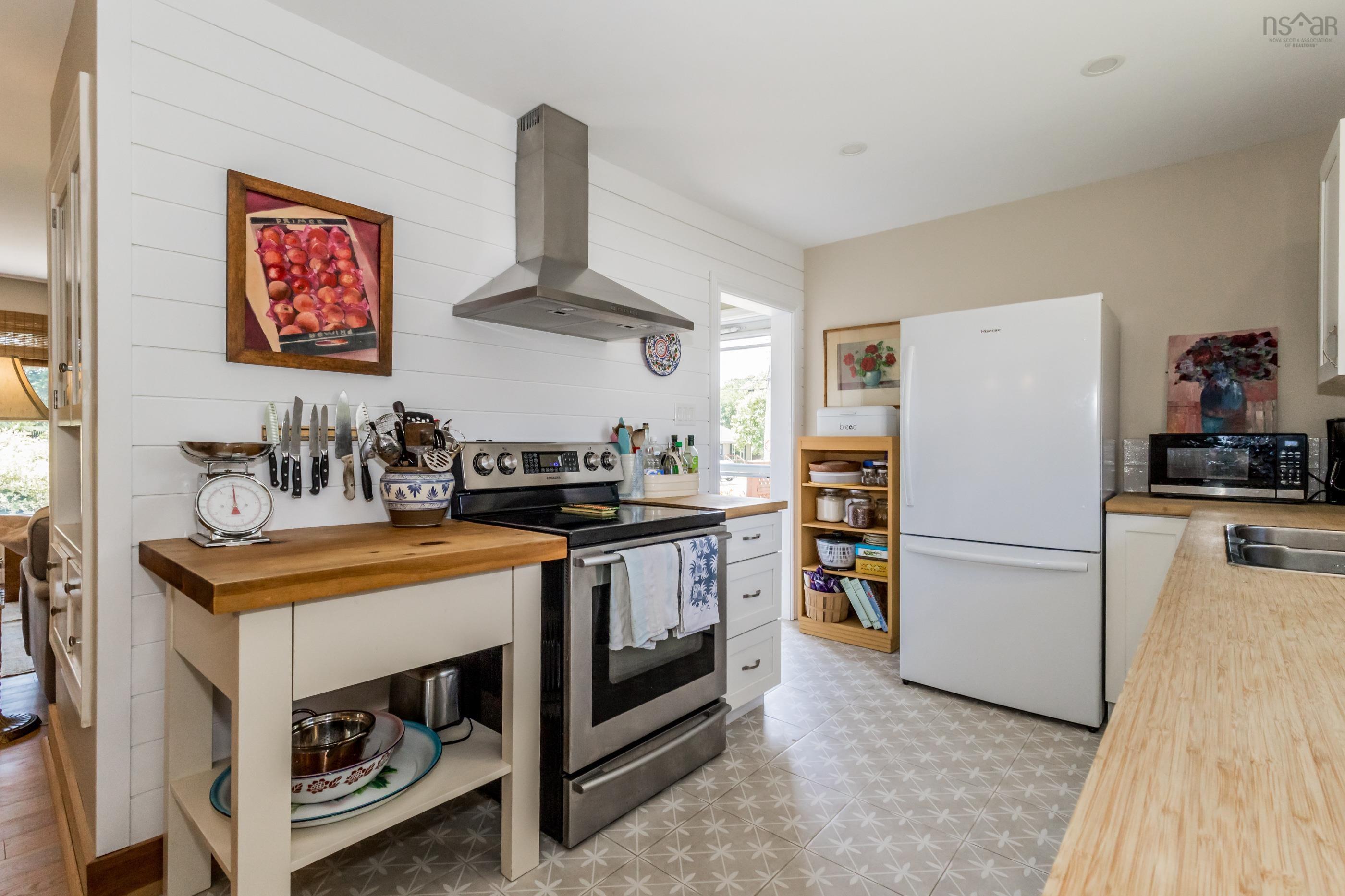 $399,900.00: 15 James Street, Kentville