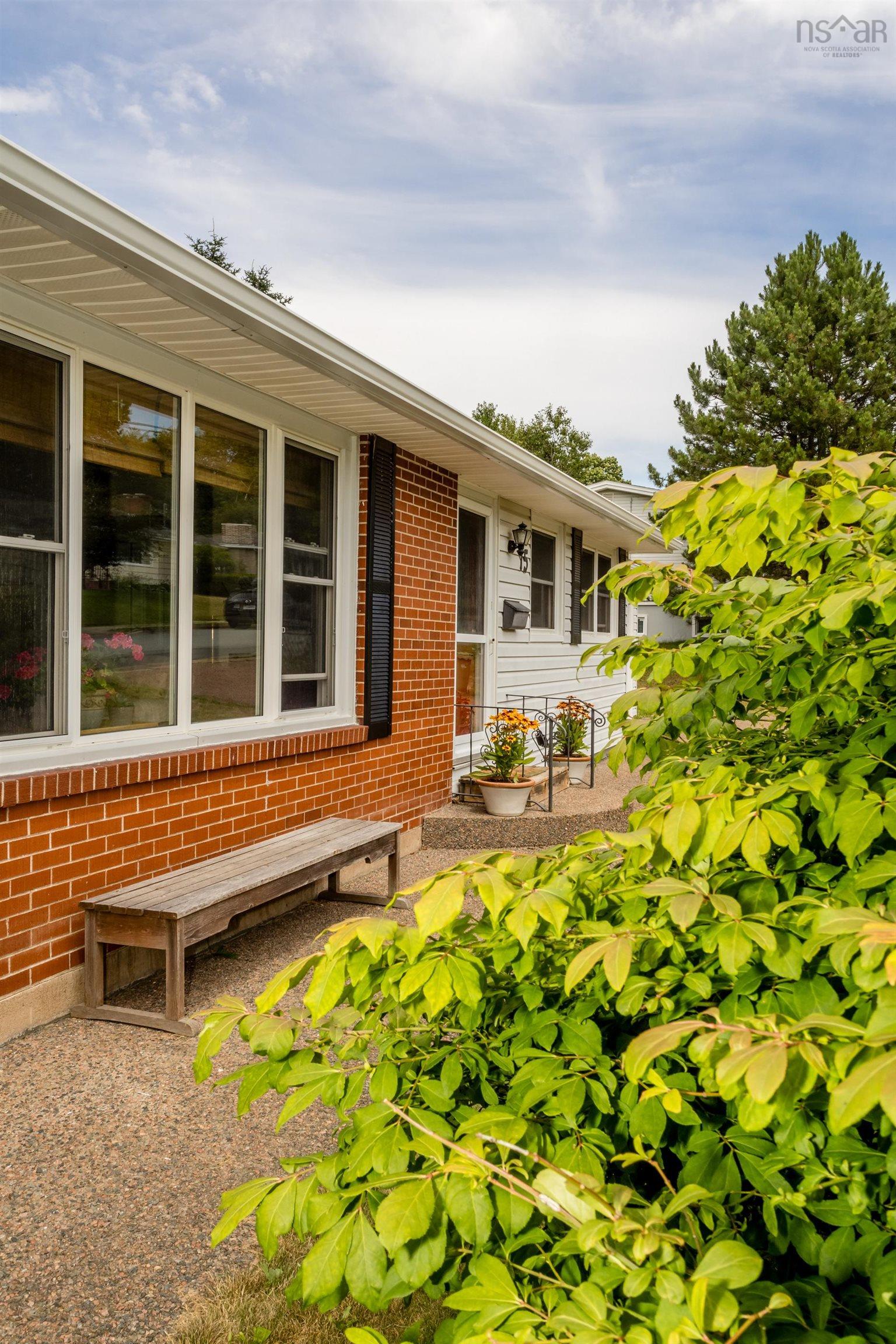 $399,900.00: 15 James Street, Kentville