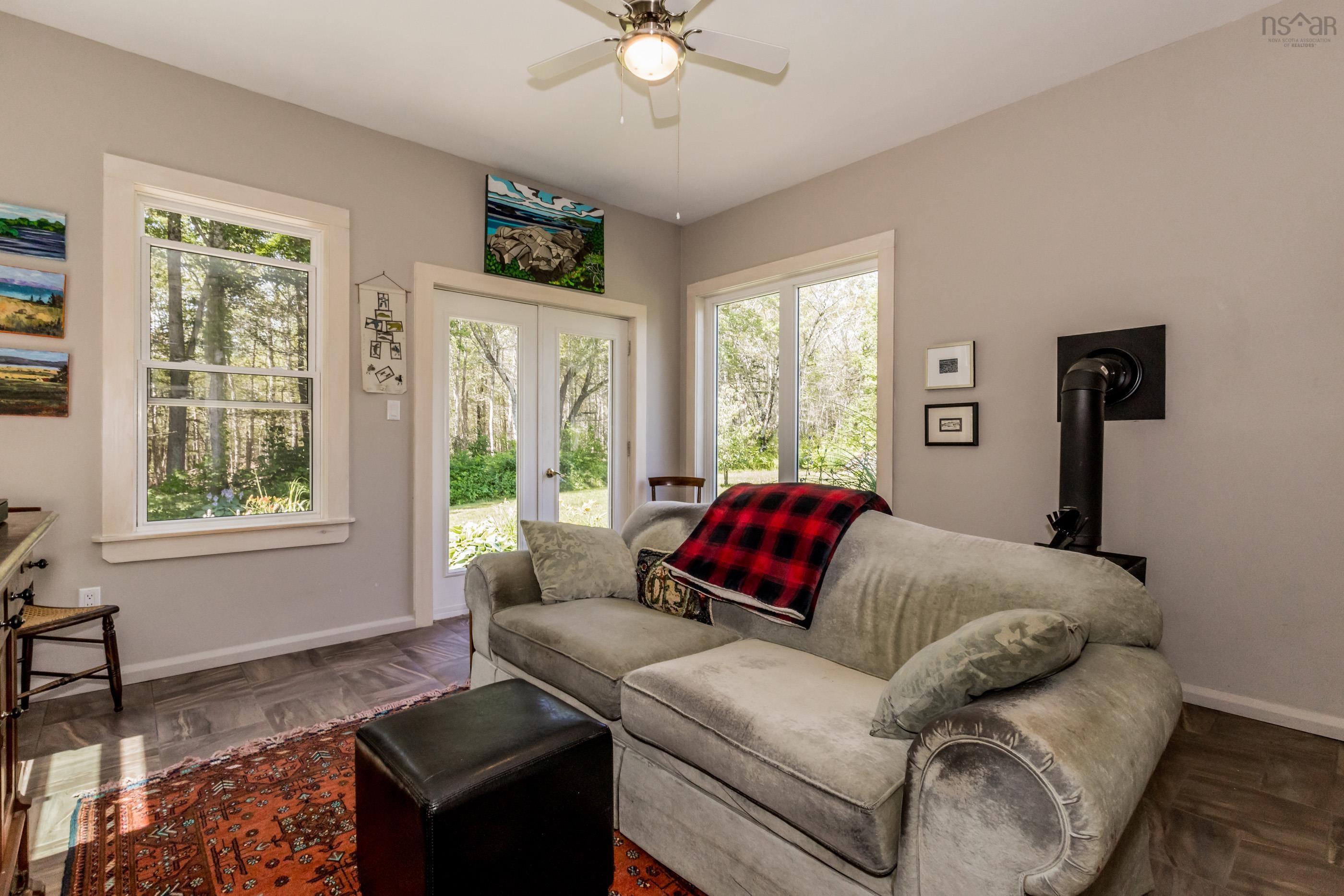 $468,500.00: 2729 Victory Road, Victory