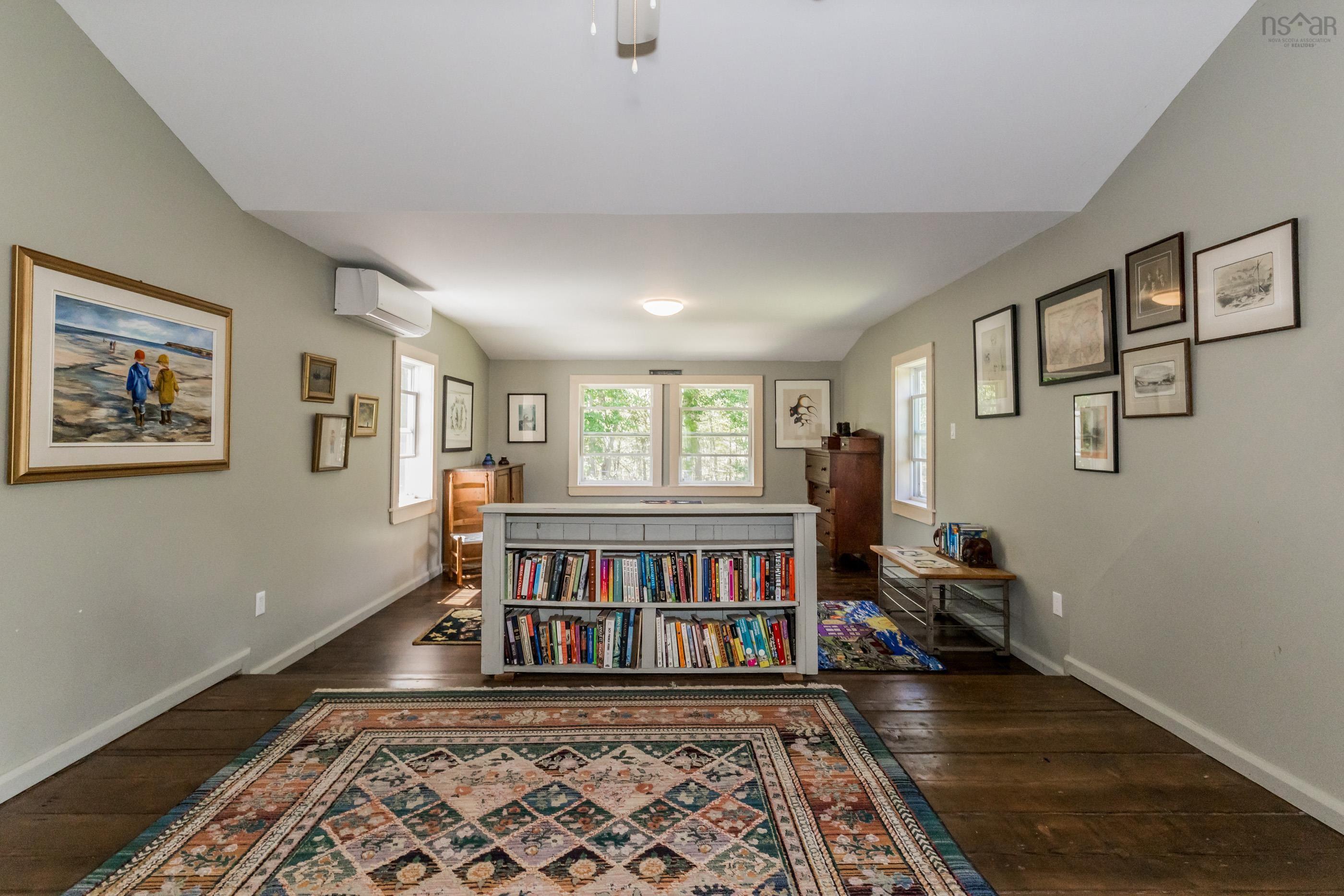 $468,500.00: 2729 Victory Road, Victory