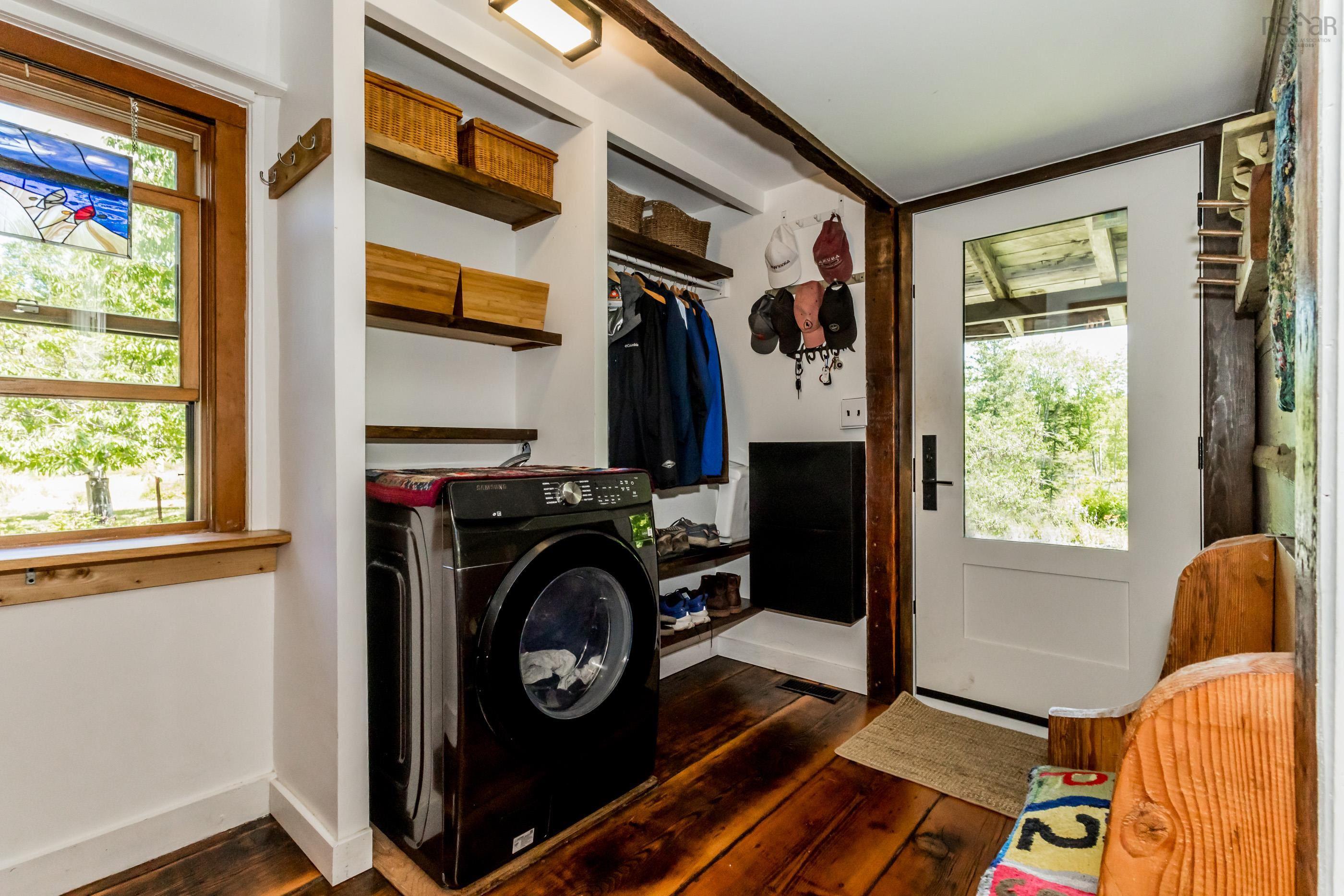 $468,500.00: 2729 Victory Road, Victory