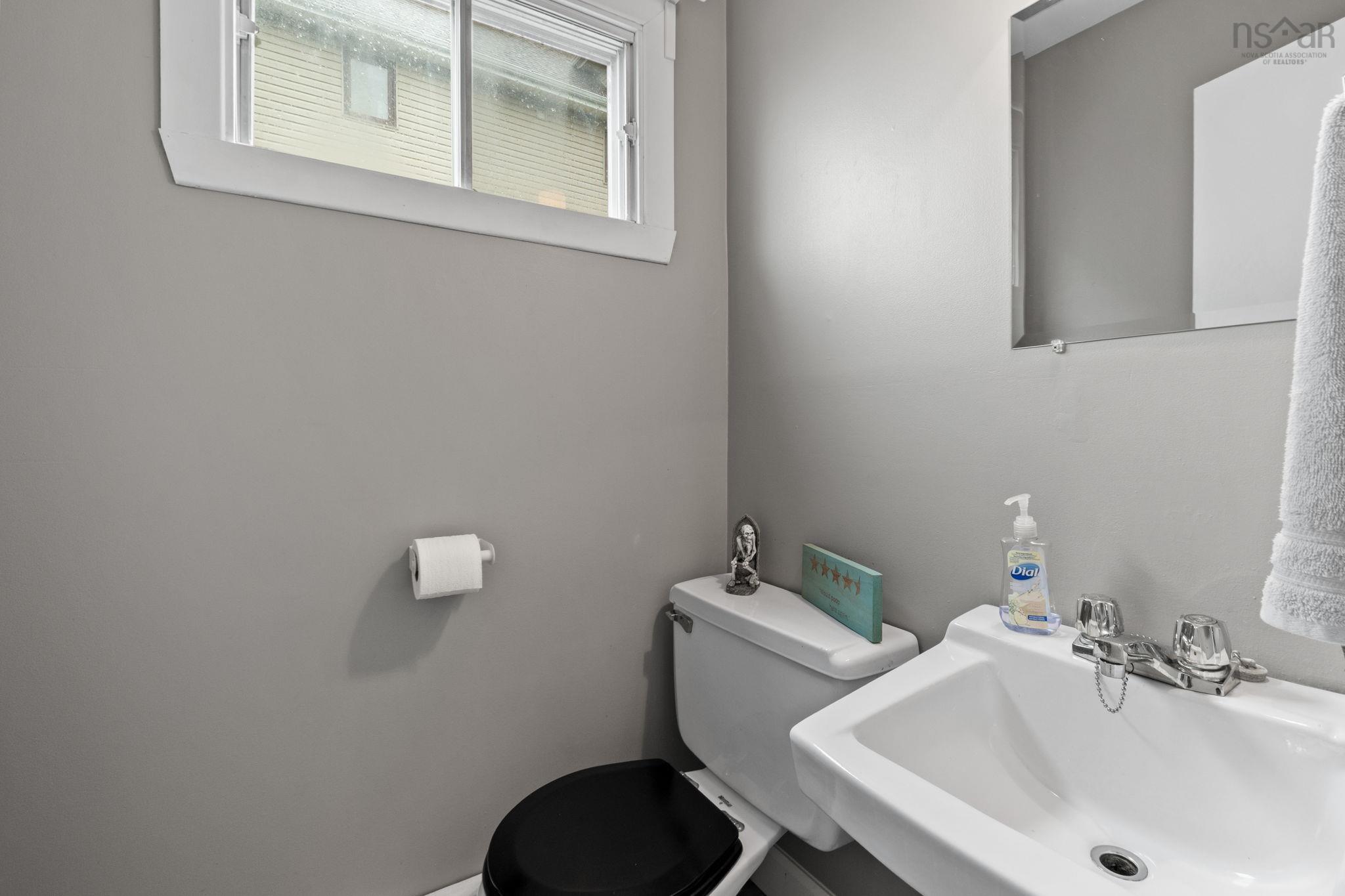 3 Osborne Avenue, Dartmouth, NS (MLS 202618566)