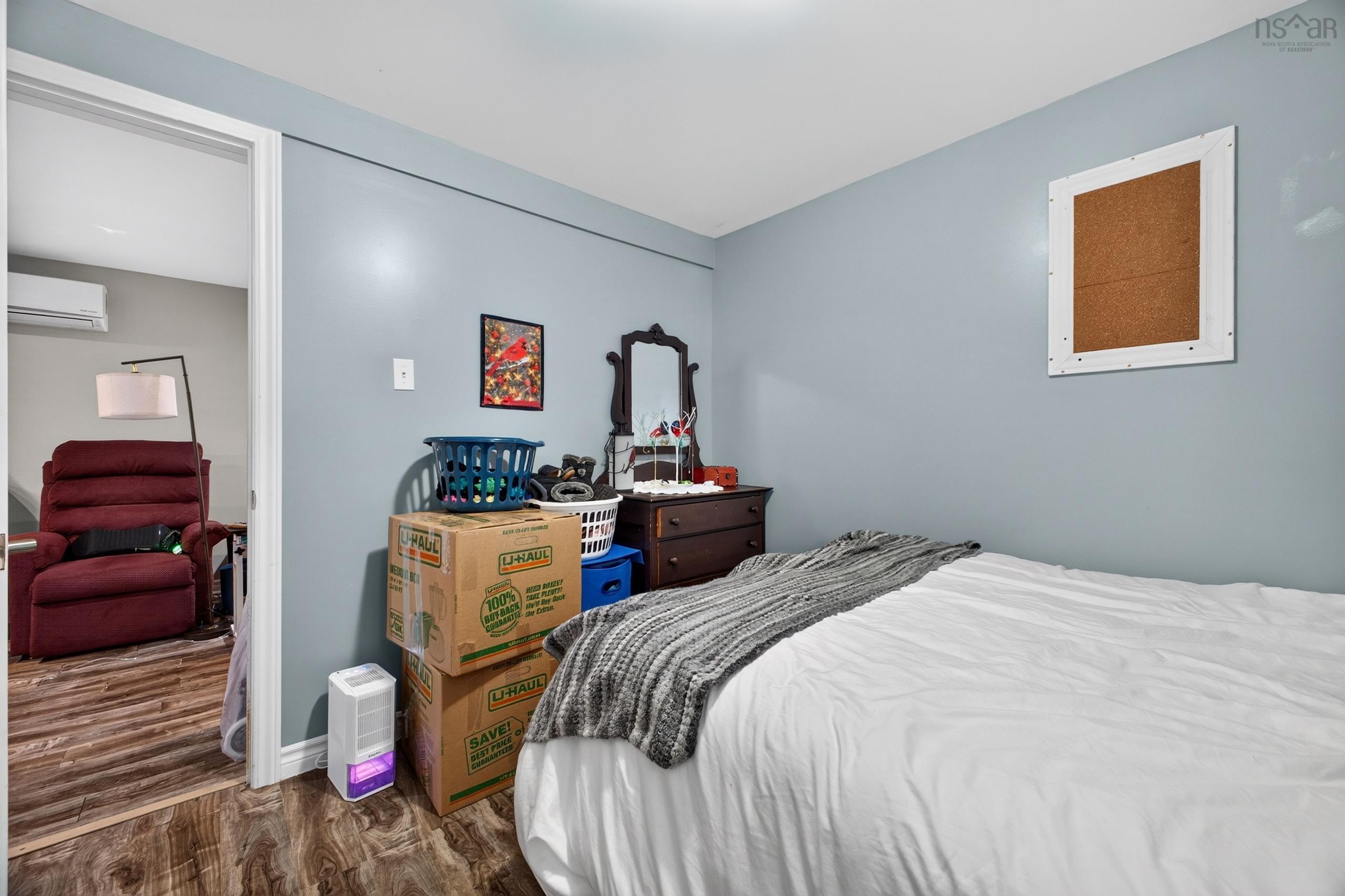 $299,000.00: 12 HIGHLAND Avenue, Brookfield
