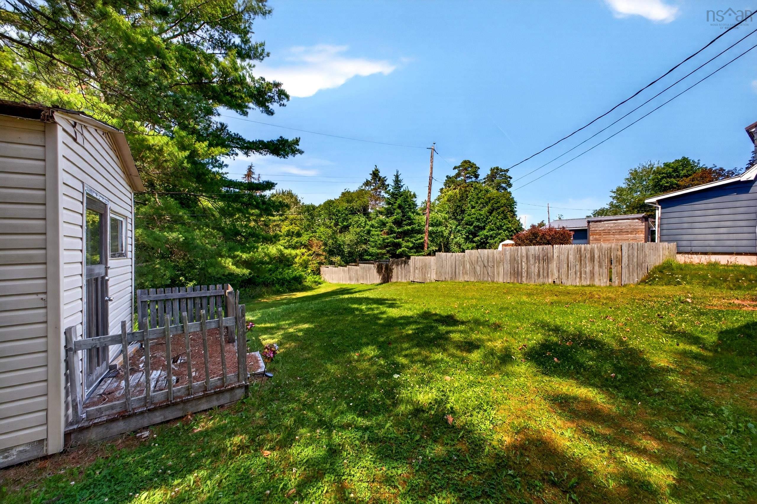 $299,000.00: 12 HIGHLAND Avenue, Brookfield