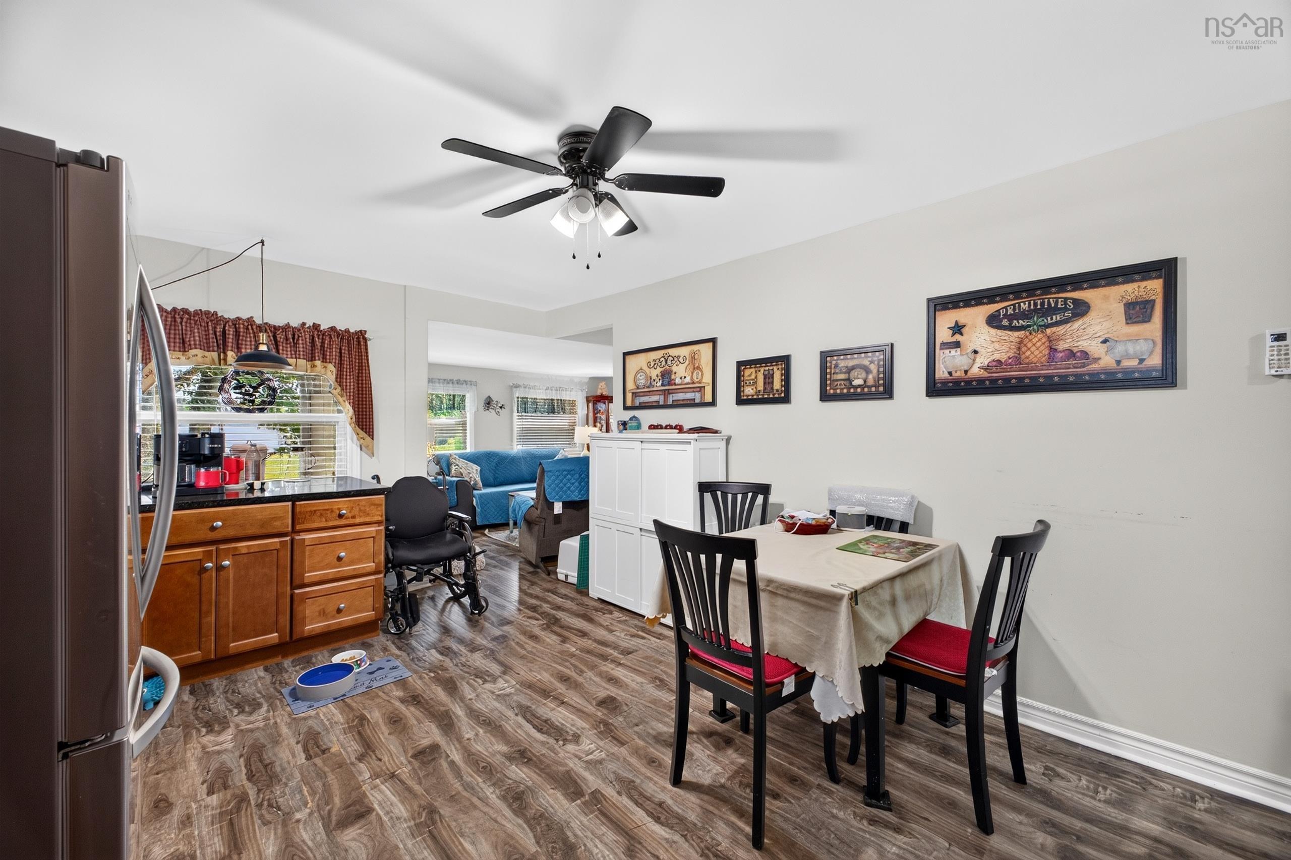 $299,000.00: 12 HIGHLAND Avenue, Brookfield
