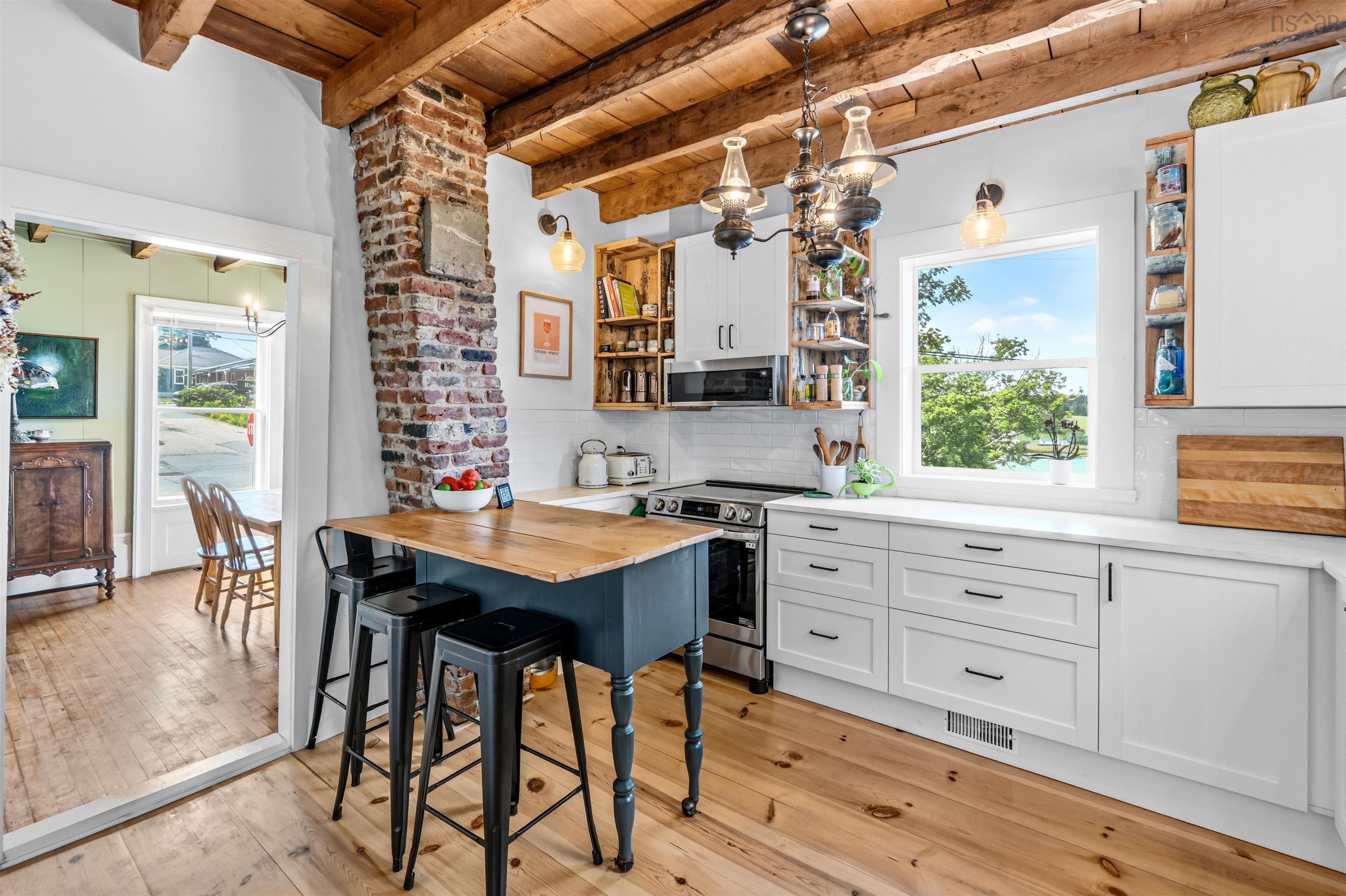 $599,000.00: 94 King Street, Lunenburg