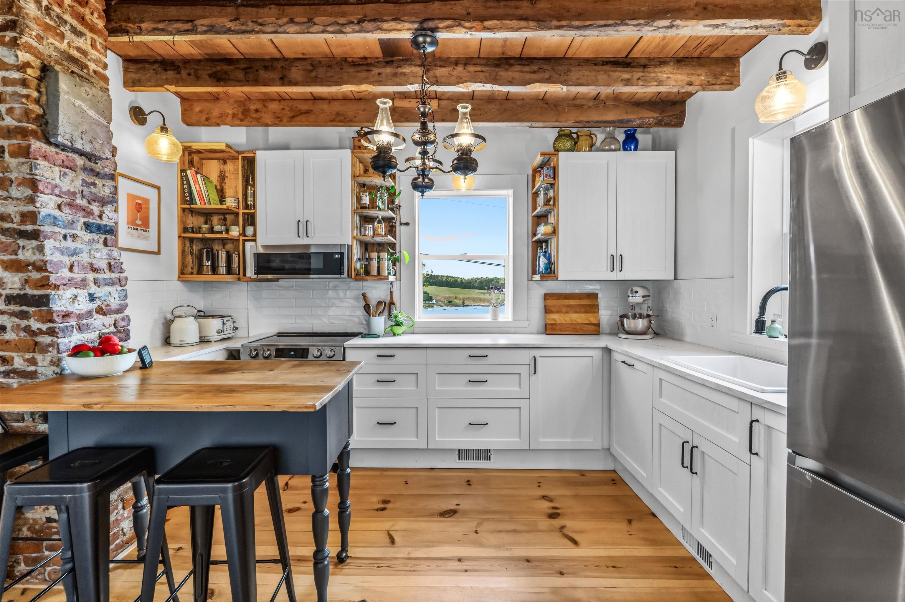 $599,000.00: 94 King Street, Lunenburg