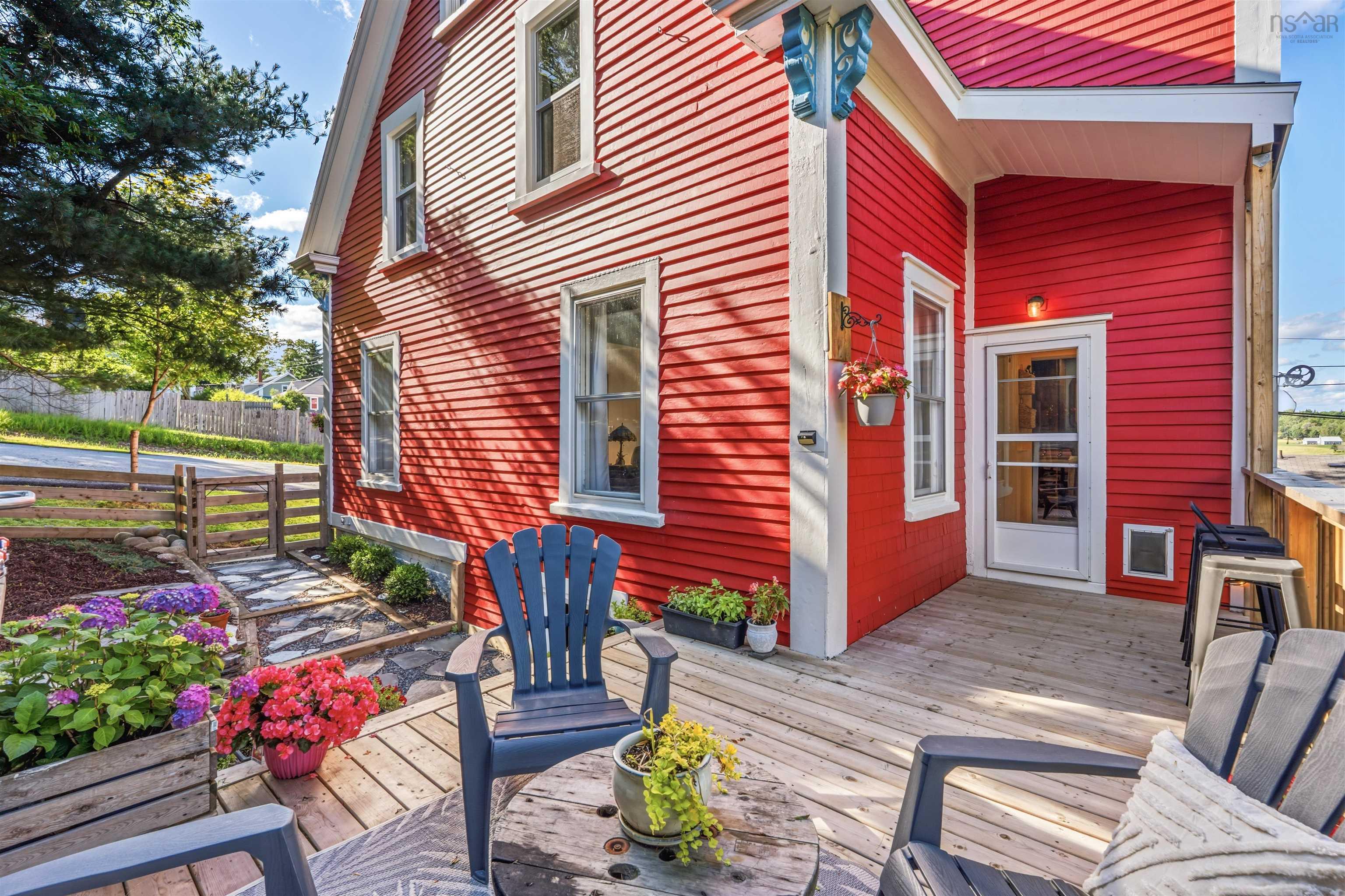 $599,000.00: 94 King Street, Lunenburg