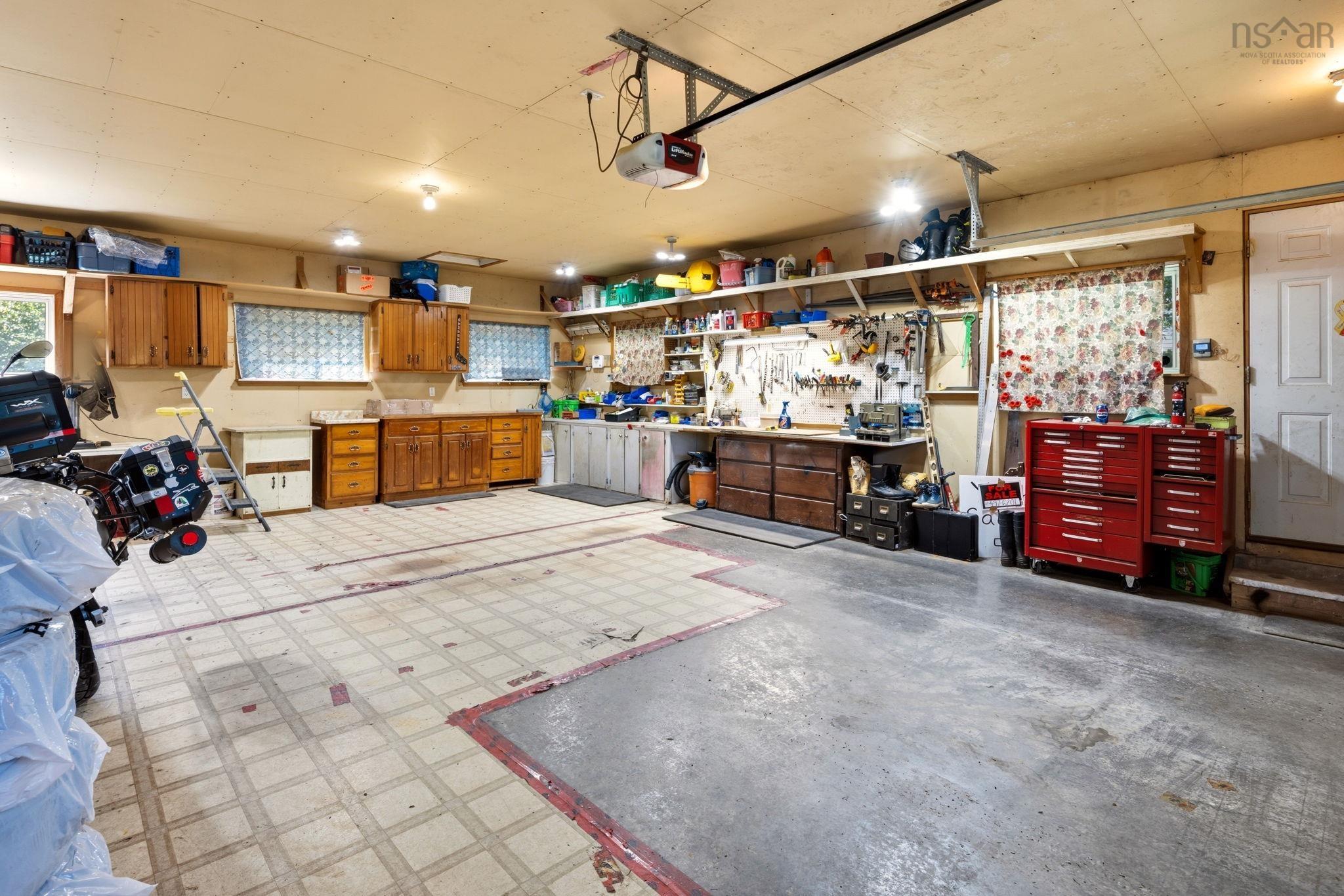 $250,000.00: 163 Candy Mountain Road, Mineville