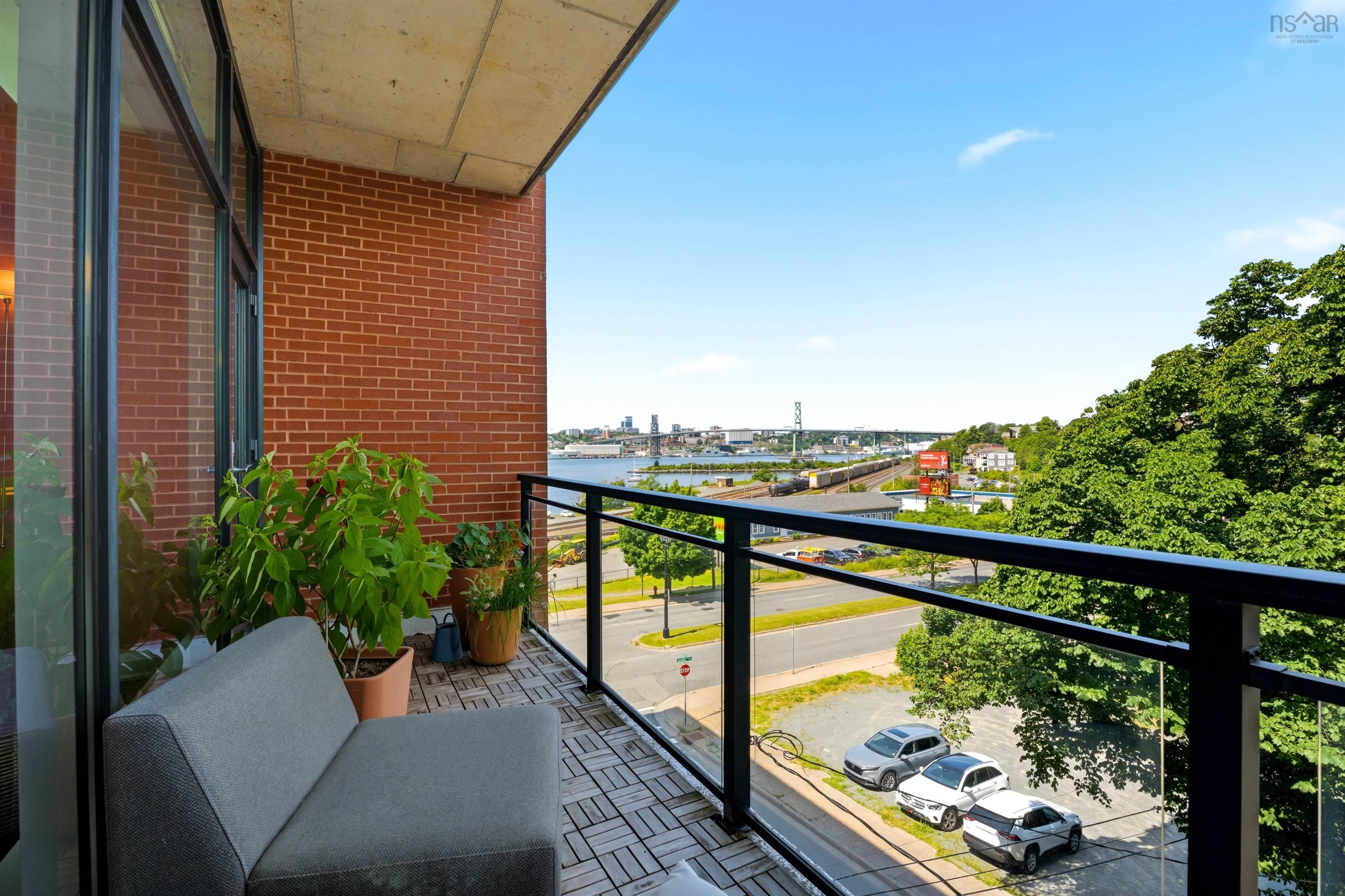 $559,000.00: 310 25 Alderney Drive, Dartmouth