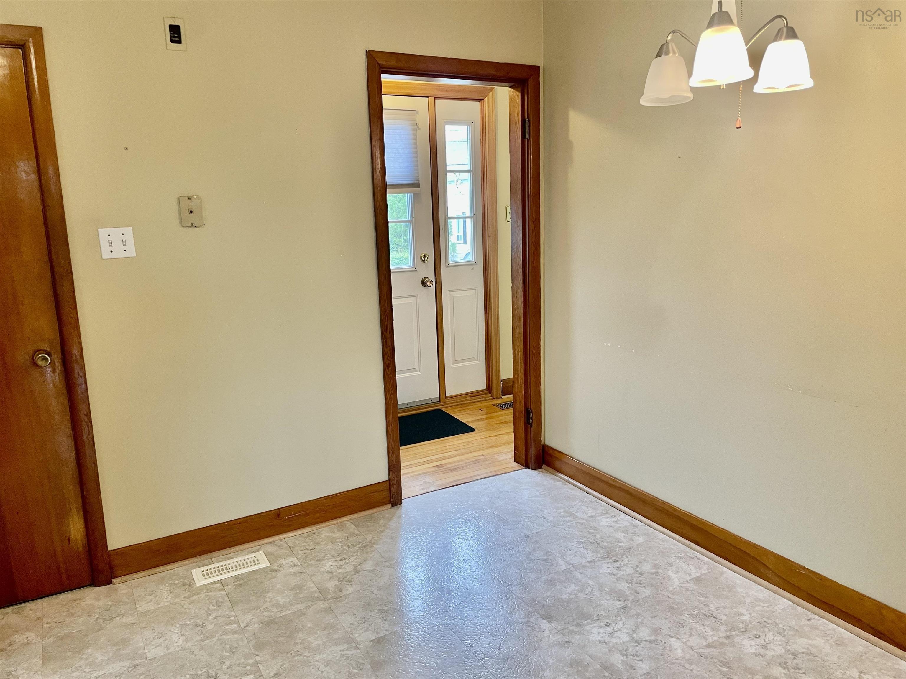 $219,000.00: 358 Columbia Street, Sydney