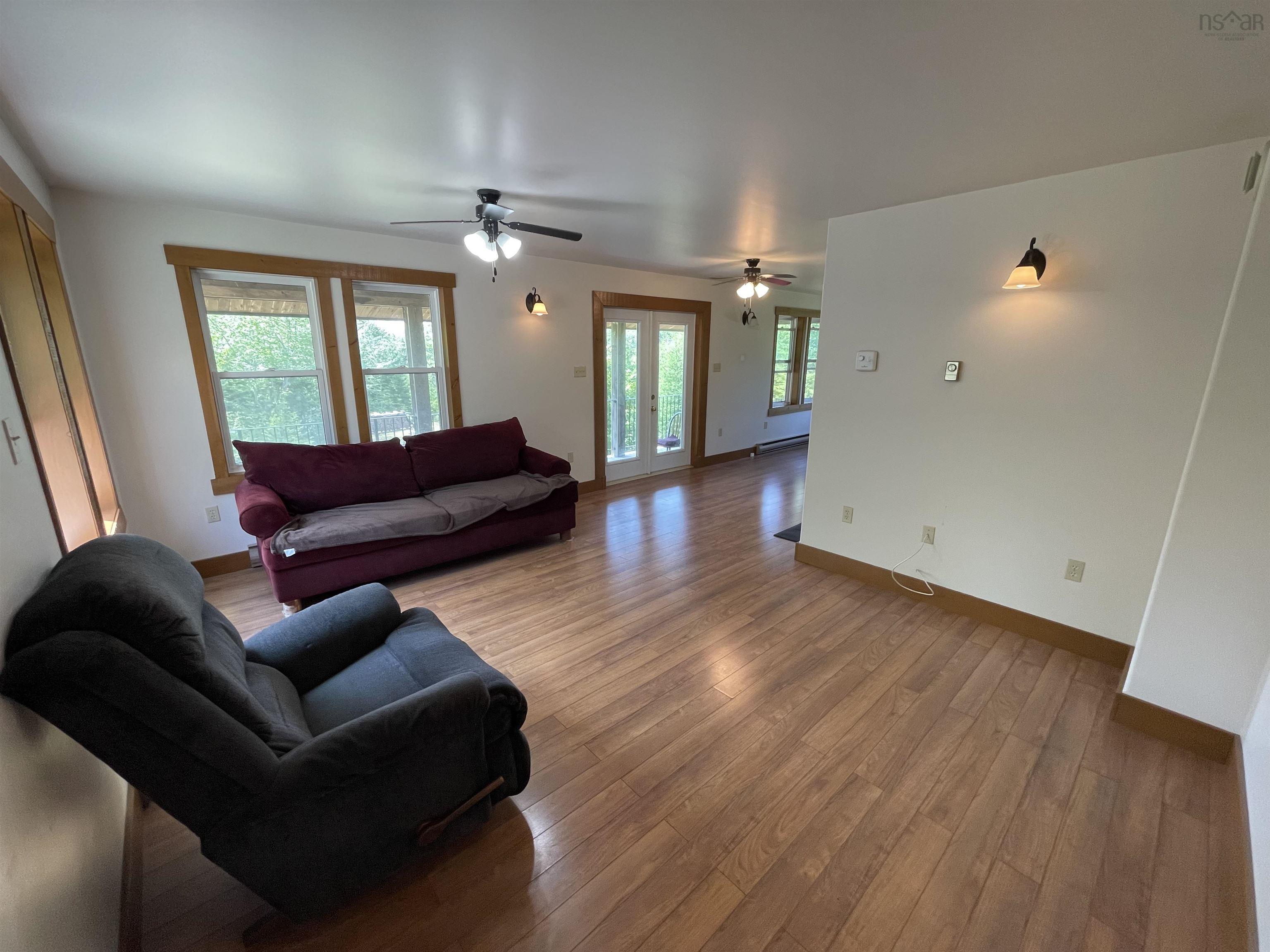 $650,000.00: 63 Old Post Road, East Chester