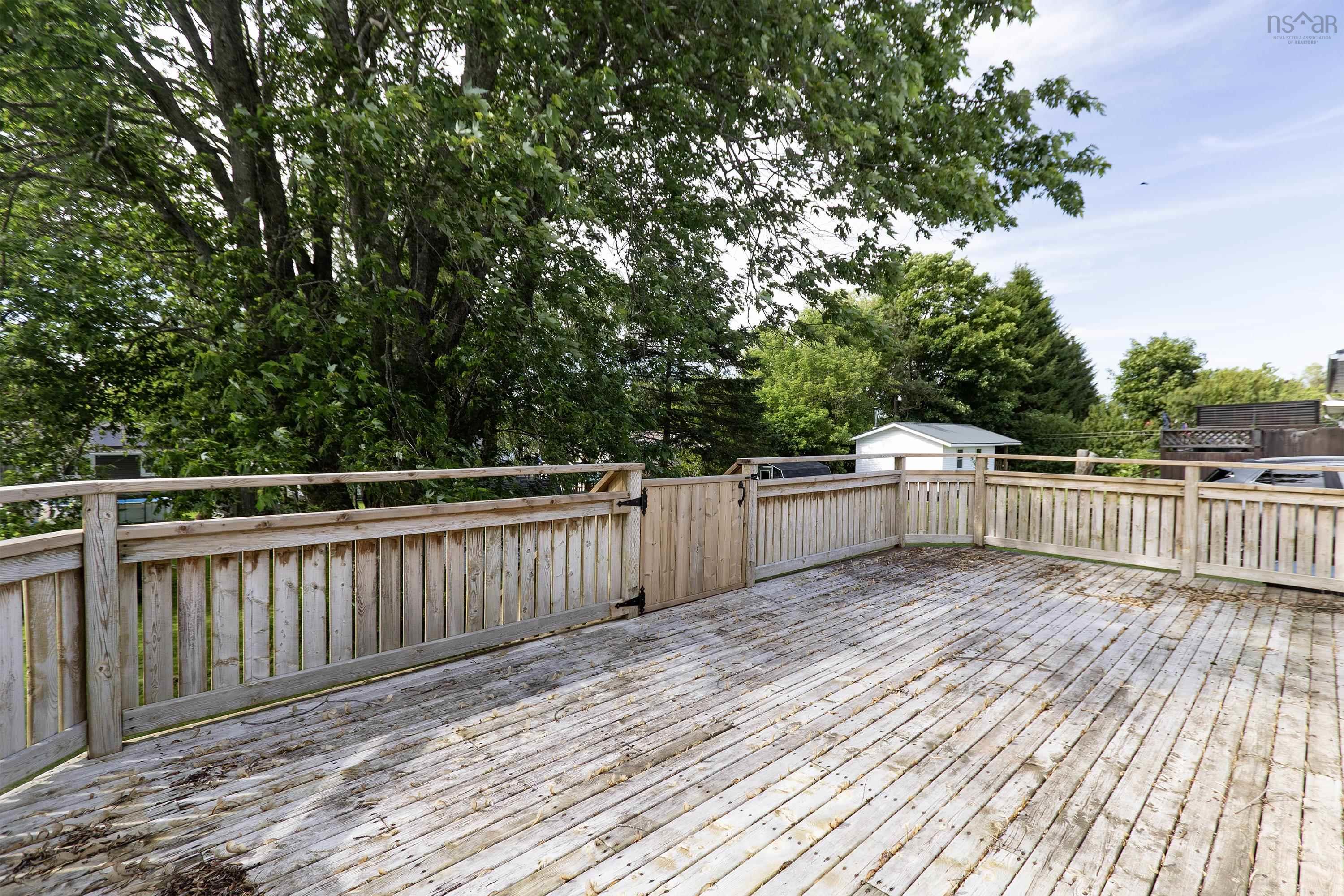 $339,900.00: 39 Rogers Avenue, Amherst
