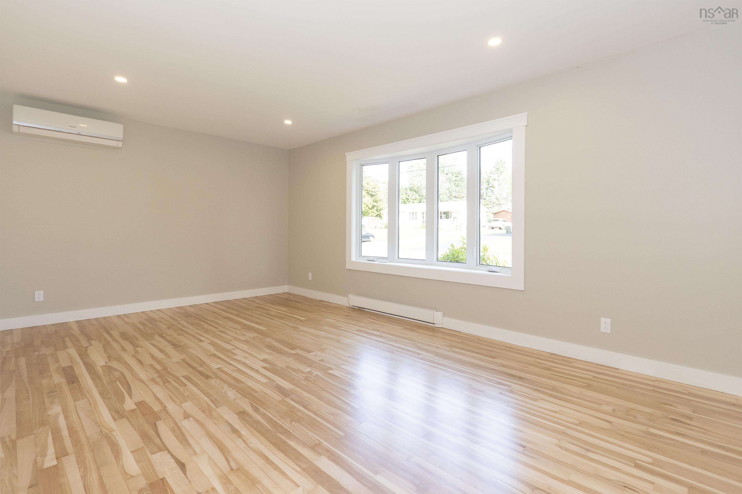 $339,900.00: 39 Rogers Avenue, Amherst