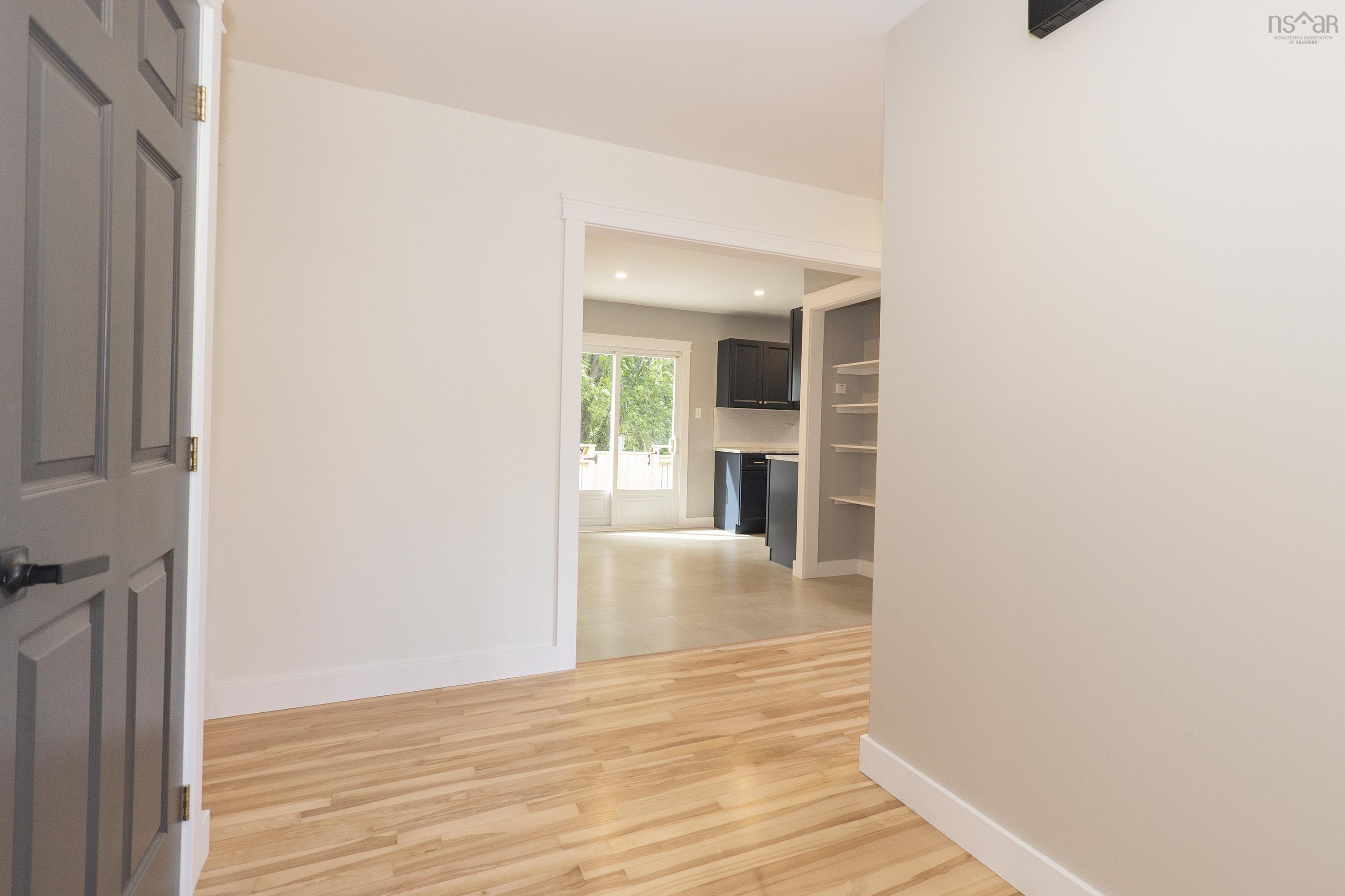$339,900.00: 39 Rogers Avenue, Amherst