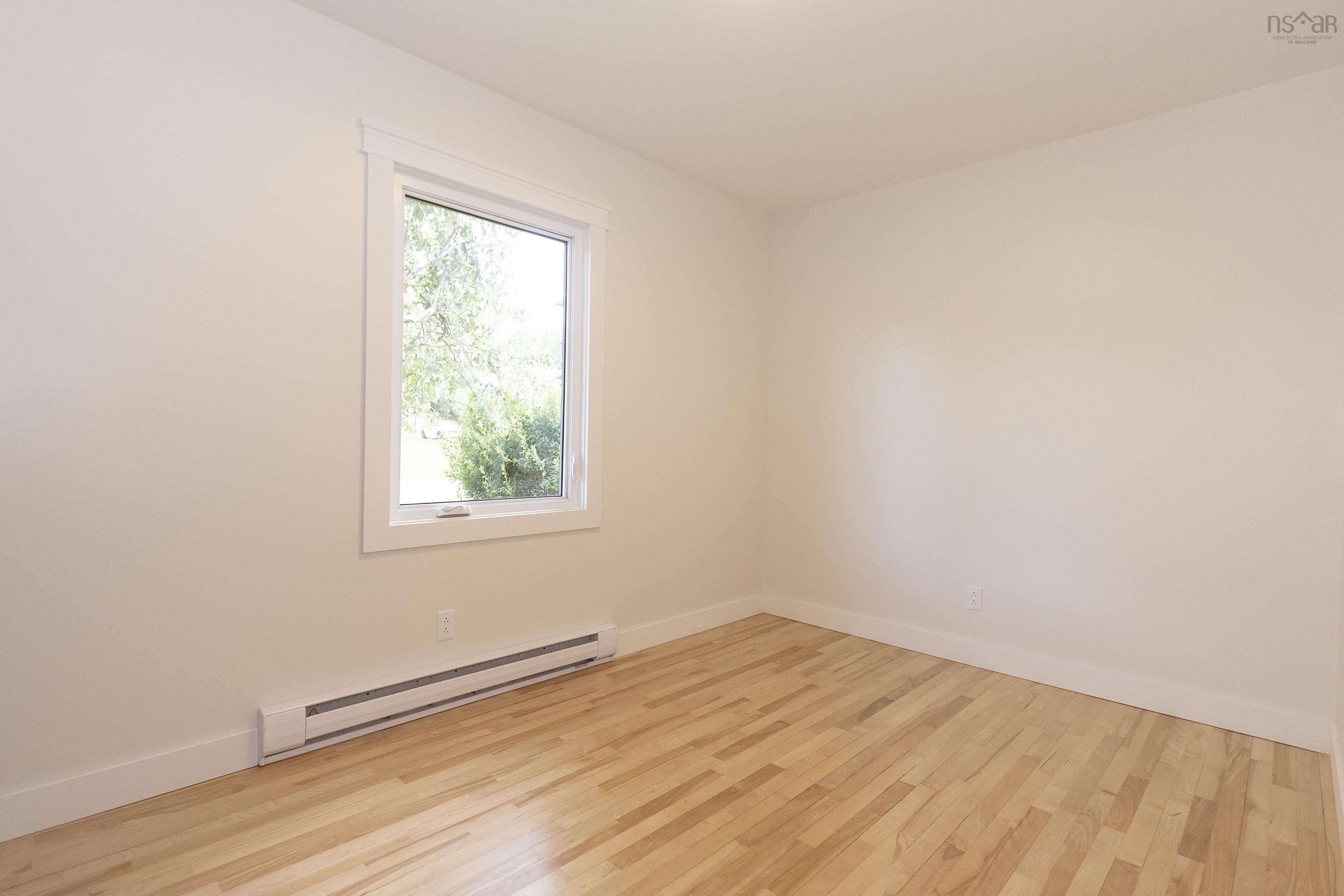 $339,900.00: 39 Rogers Avenue, Amherst