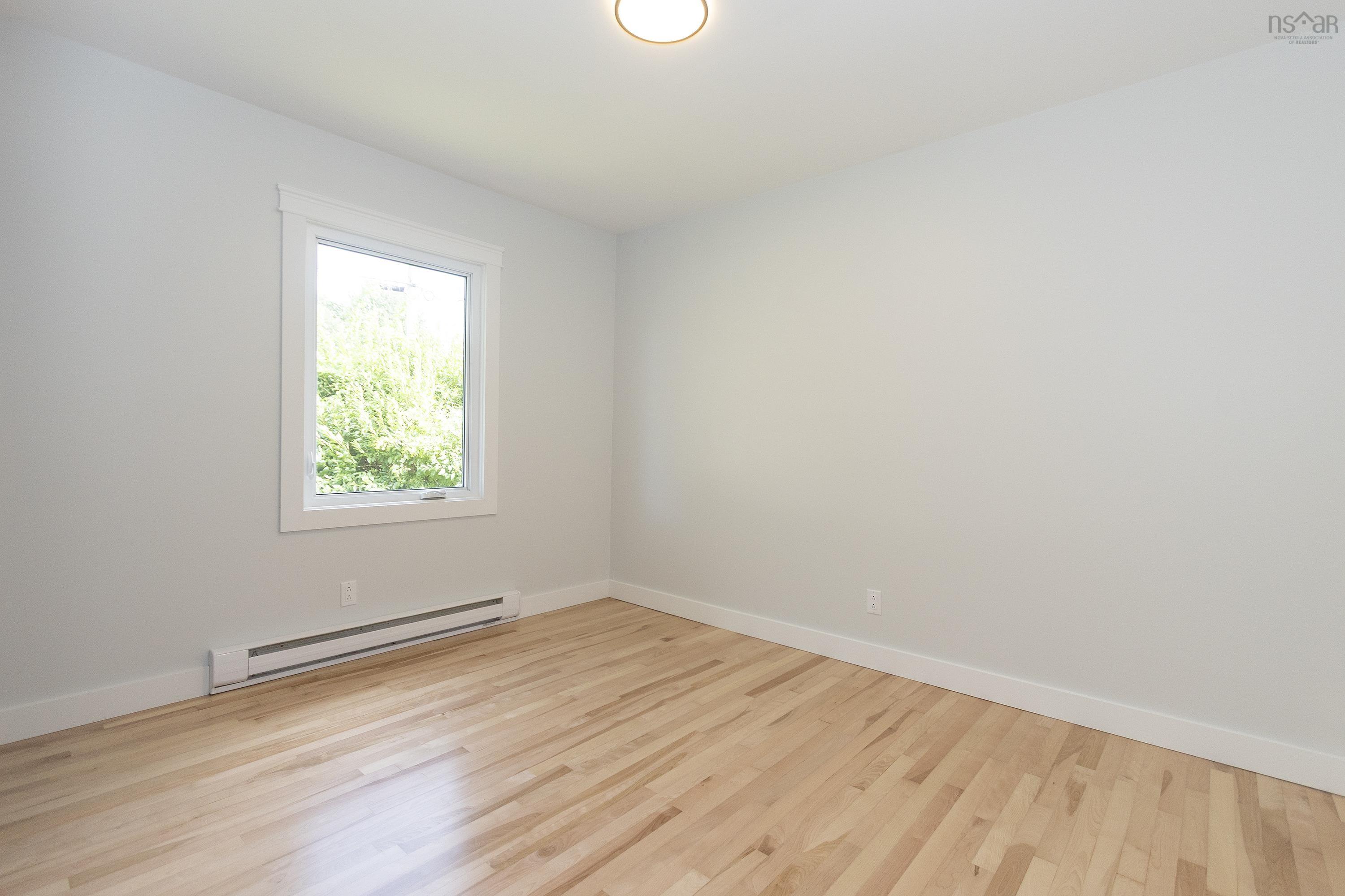 $339,900.00: 39 Rogers Avenue, Amherst