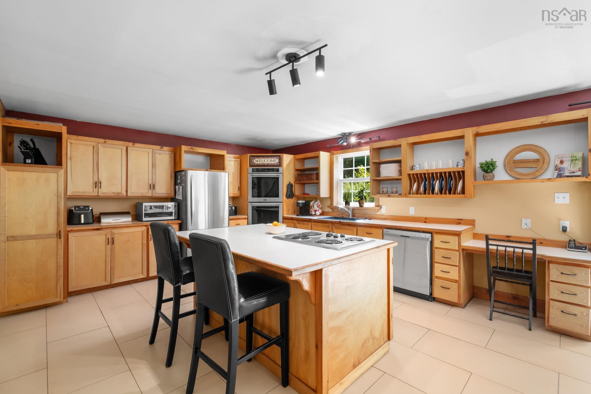 $649,900.00: 321 Ashland Road, Martock