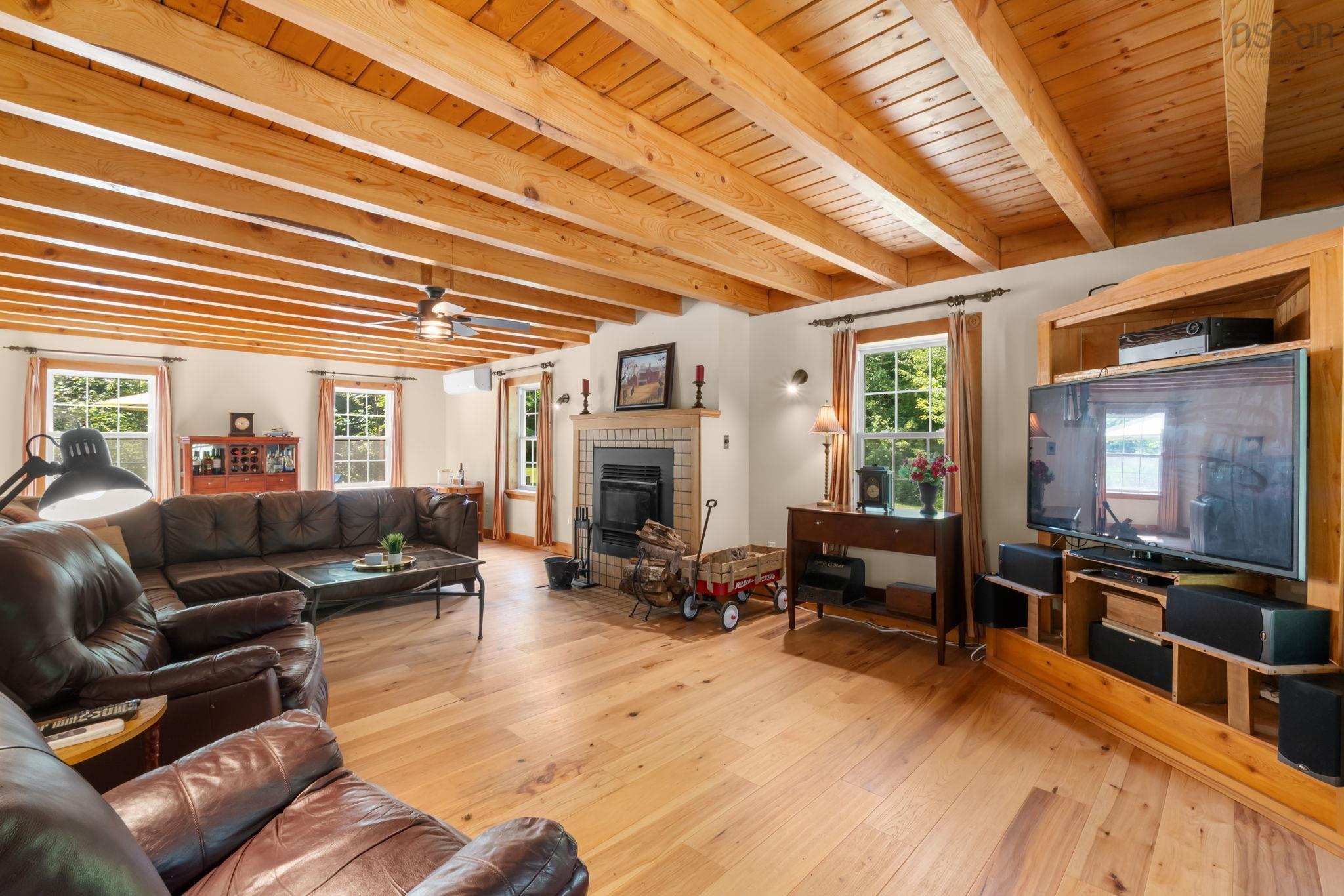 $649,900.00: 321 Ashland Road, Martock