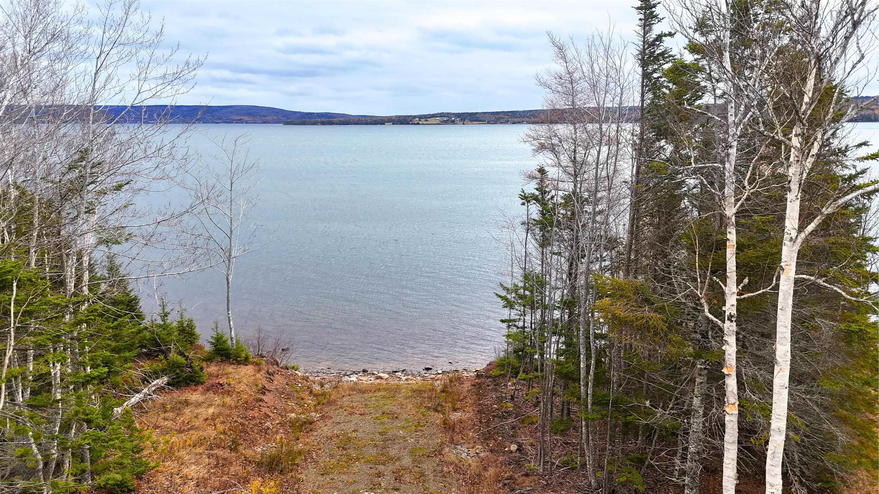 $129,000.00: Lot 22 Golden Shore Lane, West Bay Marshes