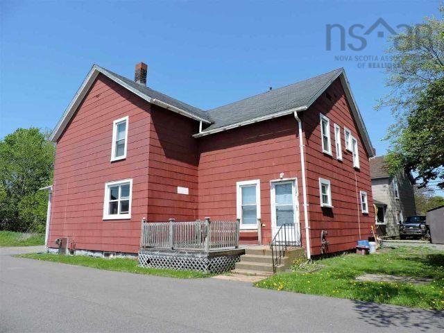 $250,000.00: 2-4 Queen Street Extension, Amherst
