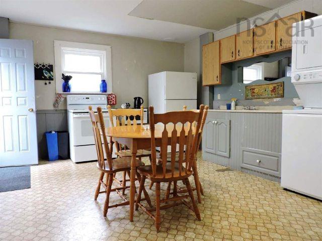 $250,000.00: 2-4 Queen Street Extension, Amherst
