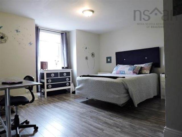 $250,000.00: 2-4 Queen Street Extension, Amherst
