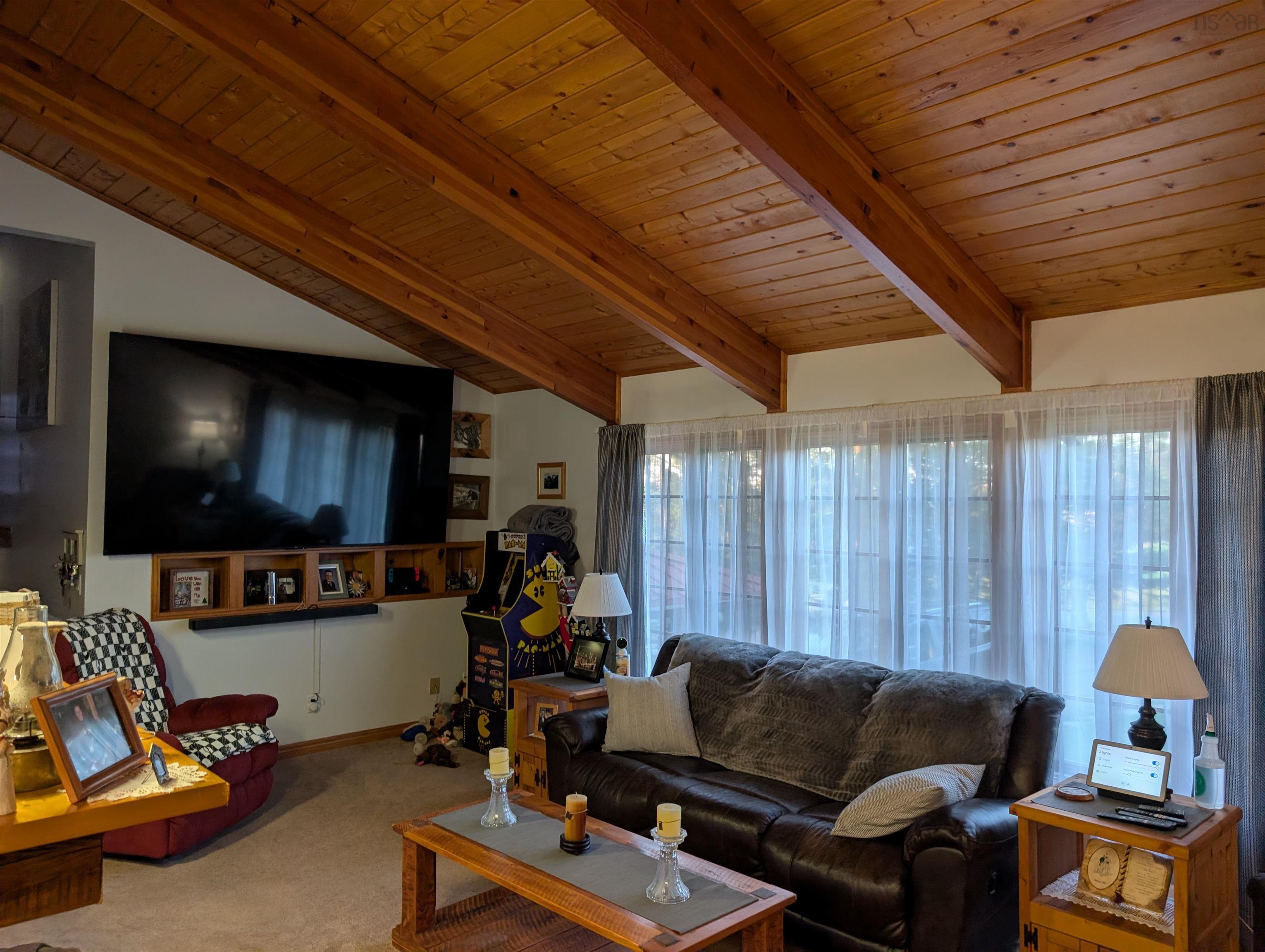 $580,000.00: 28 Purdy Drive, Truro