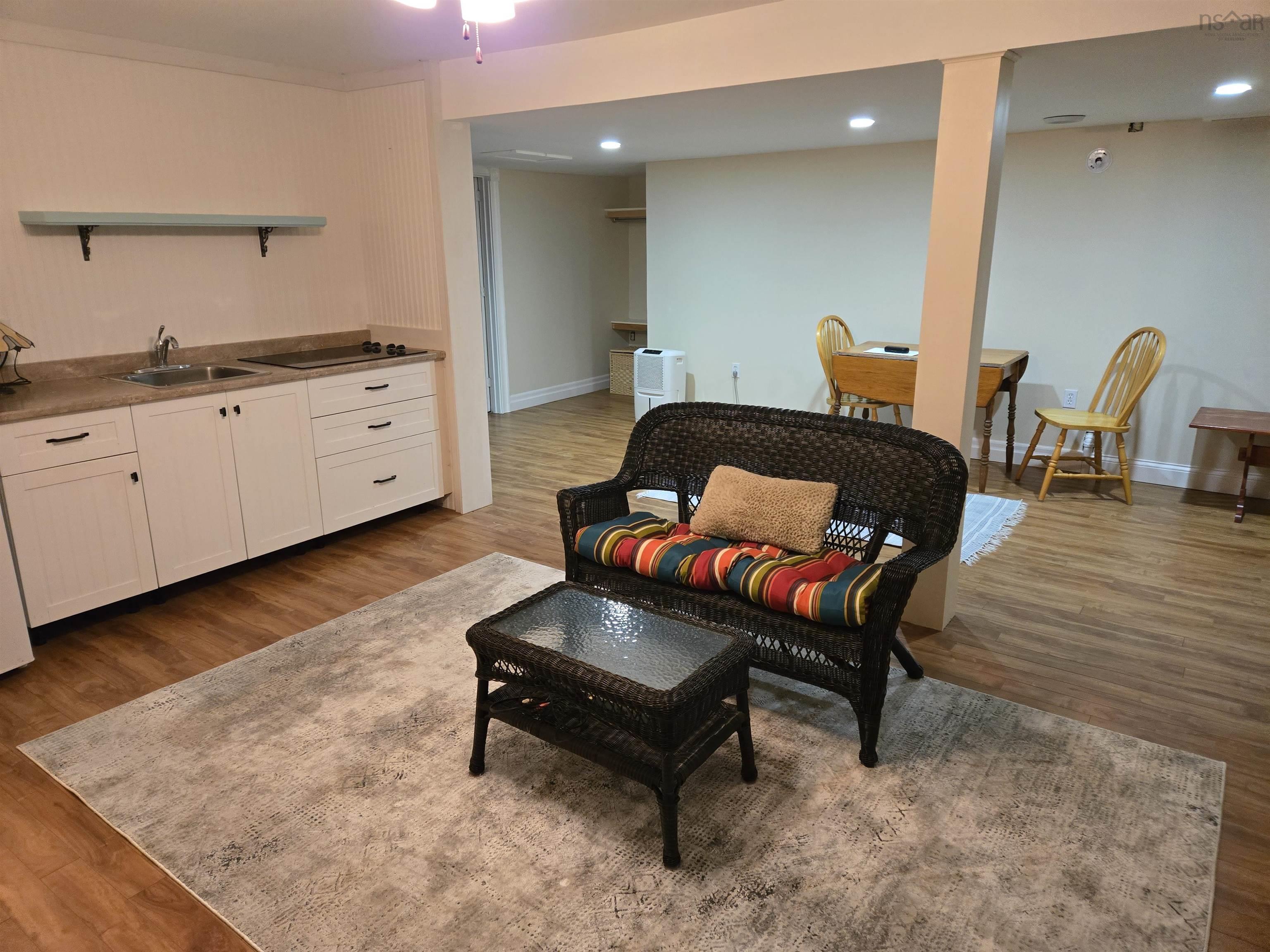 $384,500.00: 1126 Kaizer Drive, Centreville