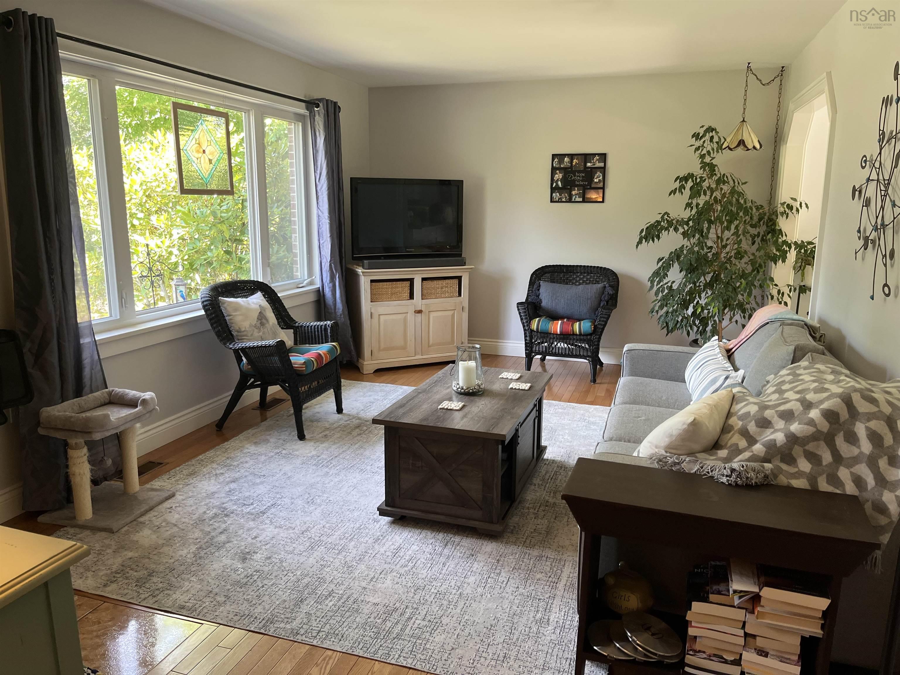 $384,500.00: 1126 Kaizer Drive, Centreville