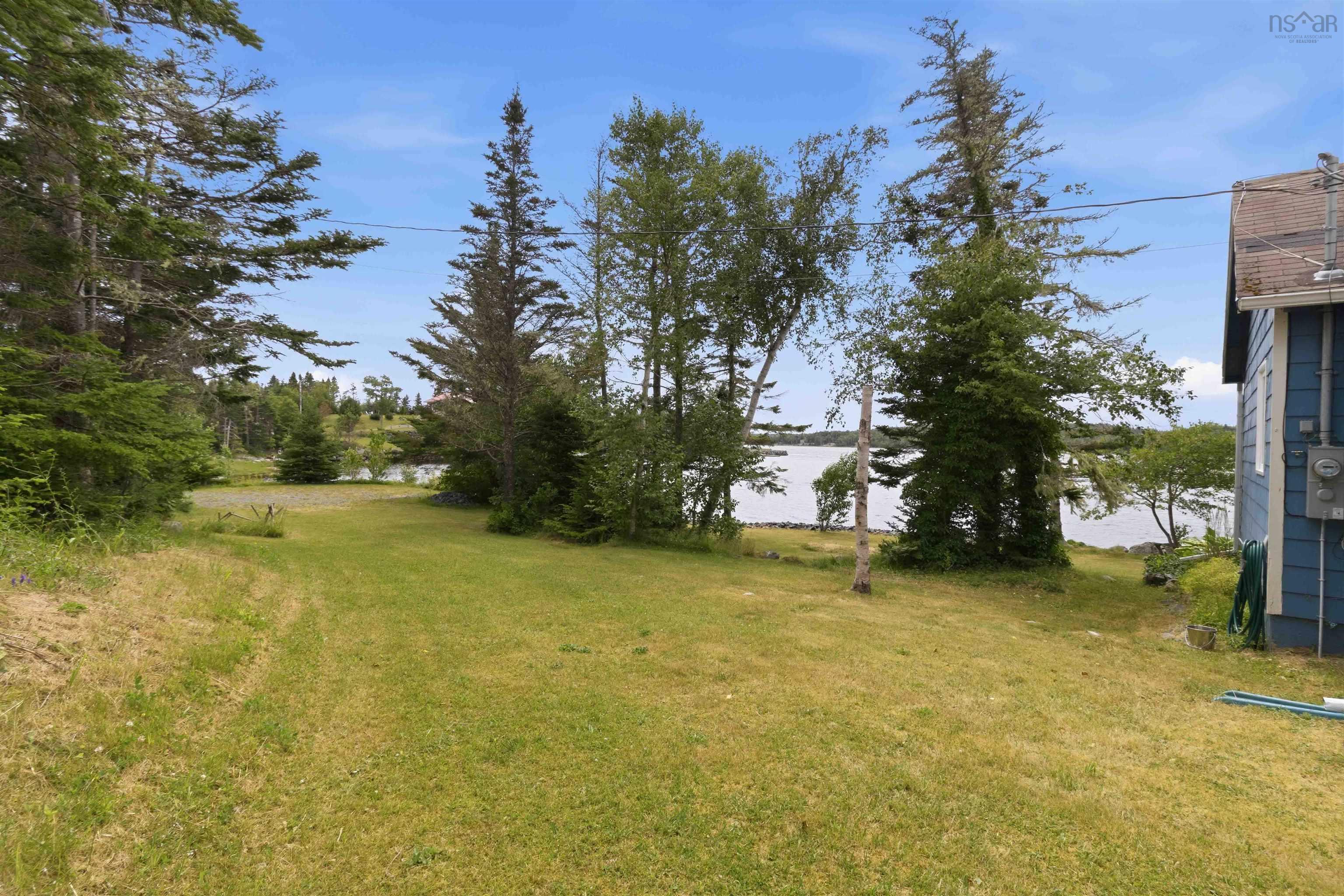 $555,000.00: 732 Ostrea Lake Road, Ostrea Lake