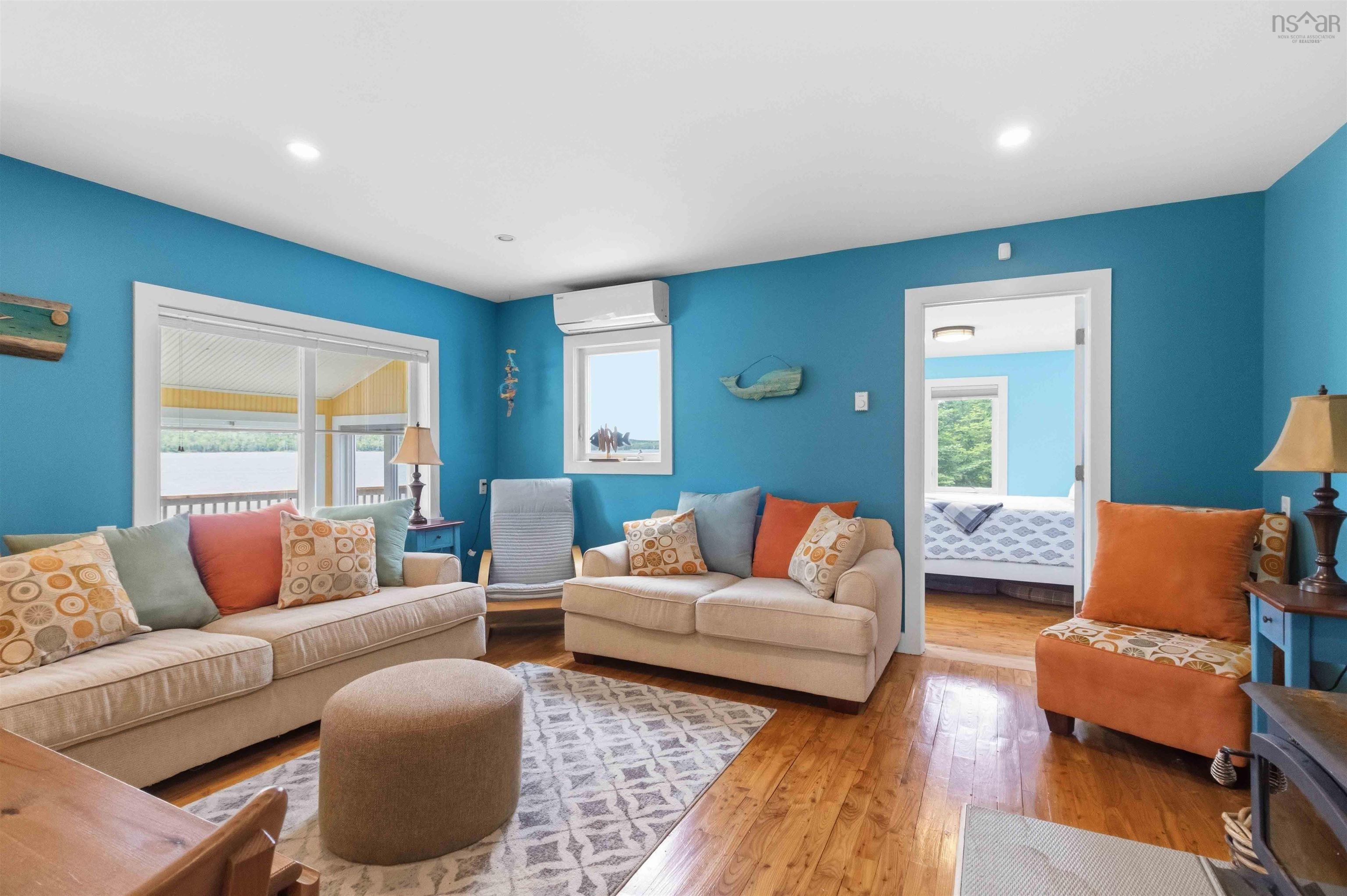 $555,000.00: 732 Ostrea Lake Road, Ostrea Lake