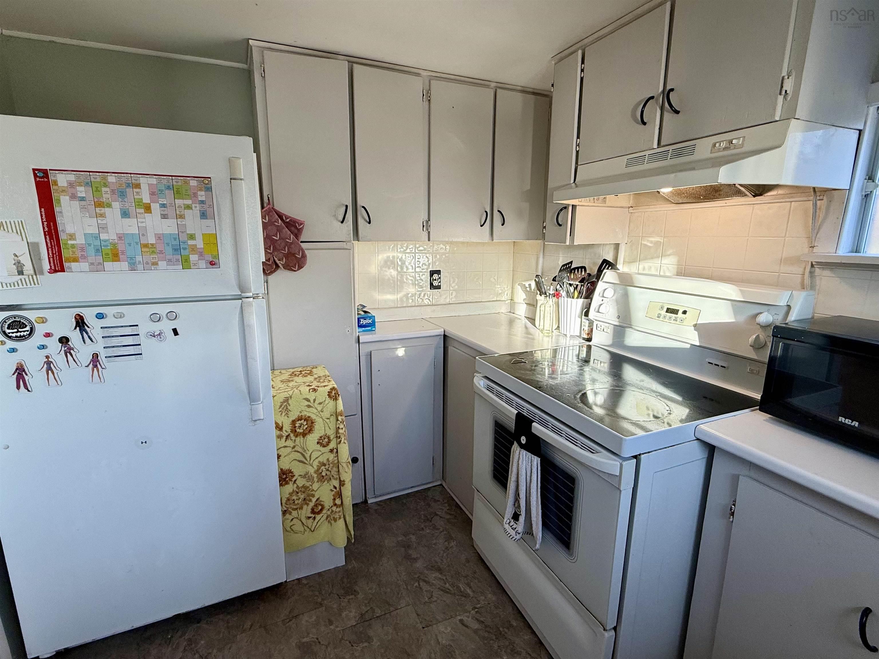 $230,000.00: 10374 Highway 4, Broadway