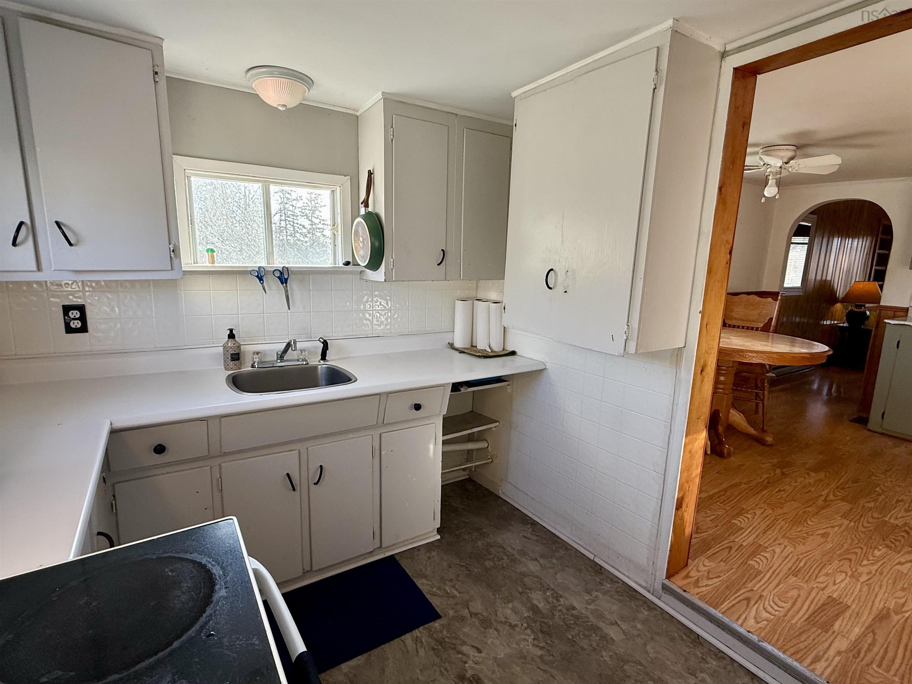$230,000.00: 10374 Highway 4, Broadway