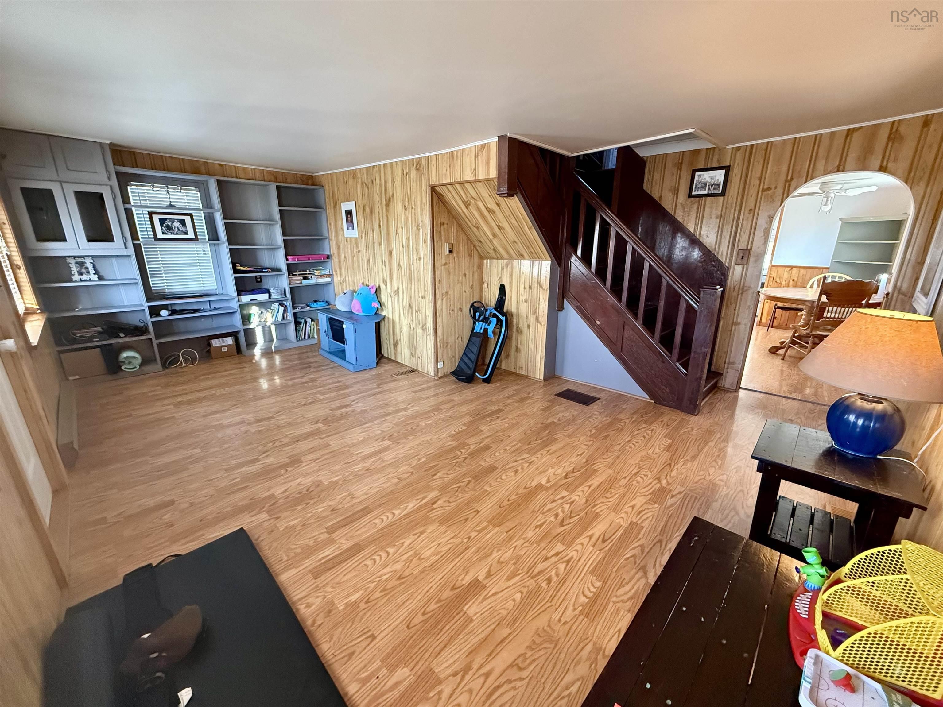 $230,000.00: 10374 Highway 4, Broadway