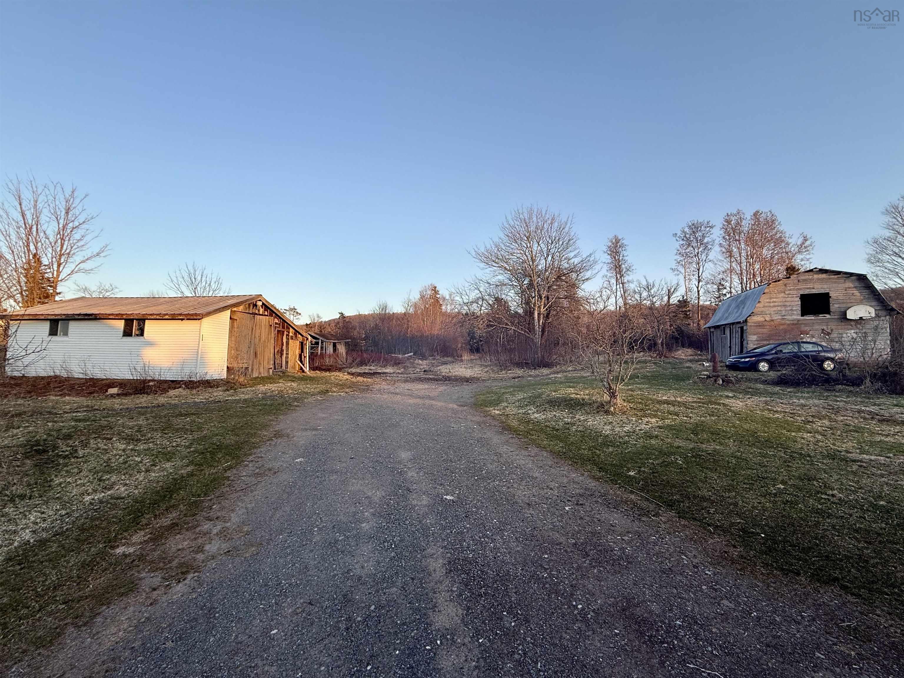 $230,000.00: 10374 Highway 4, Broadway