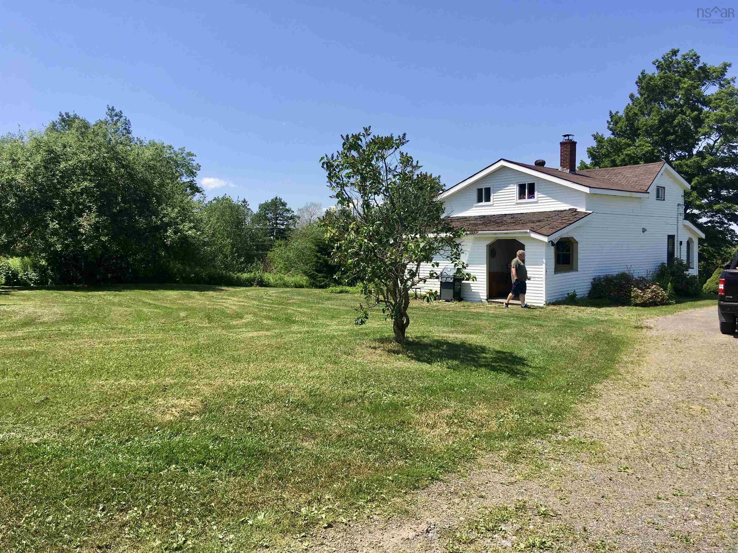 $230,000.00: 10374 Highway 4, Broadway
