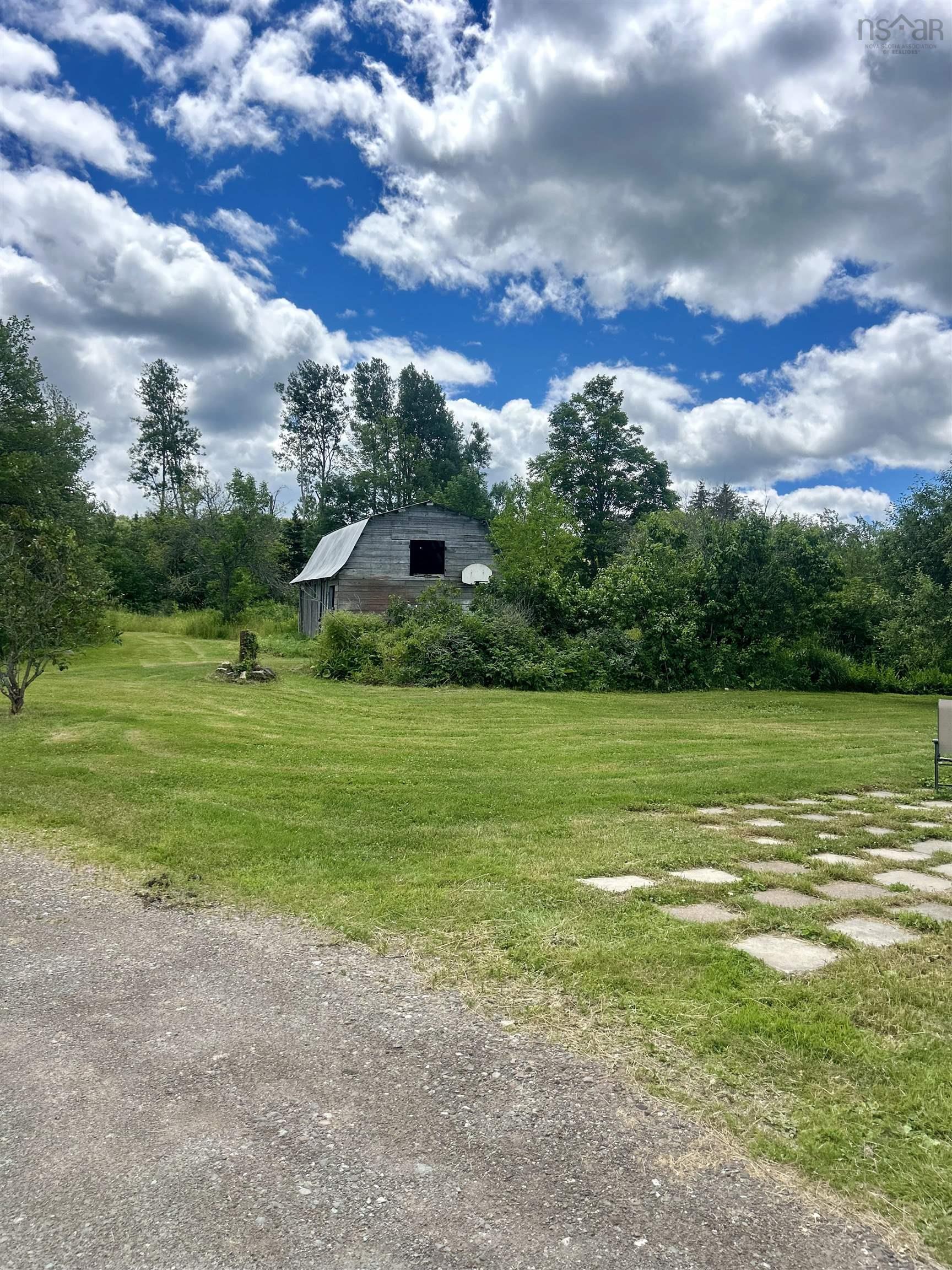 $230,000.00: 10374 Highway 4, Broadway
