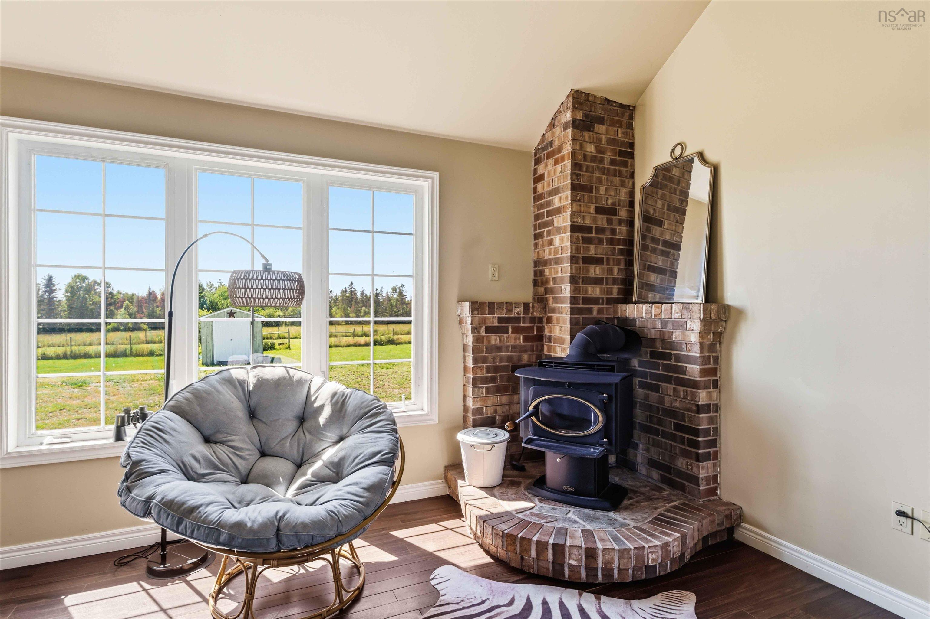 $559,000.00: 909 STRONACH MOUNTAIN Road, Melvern Square