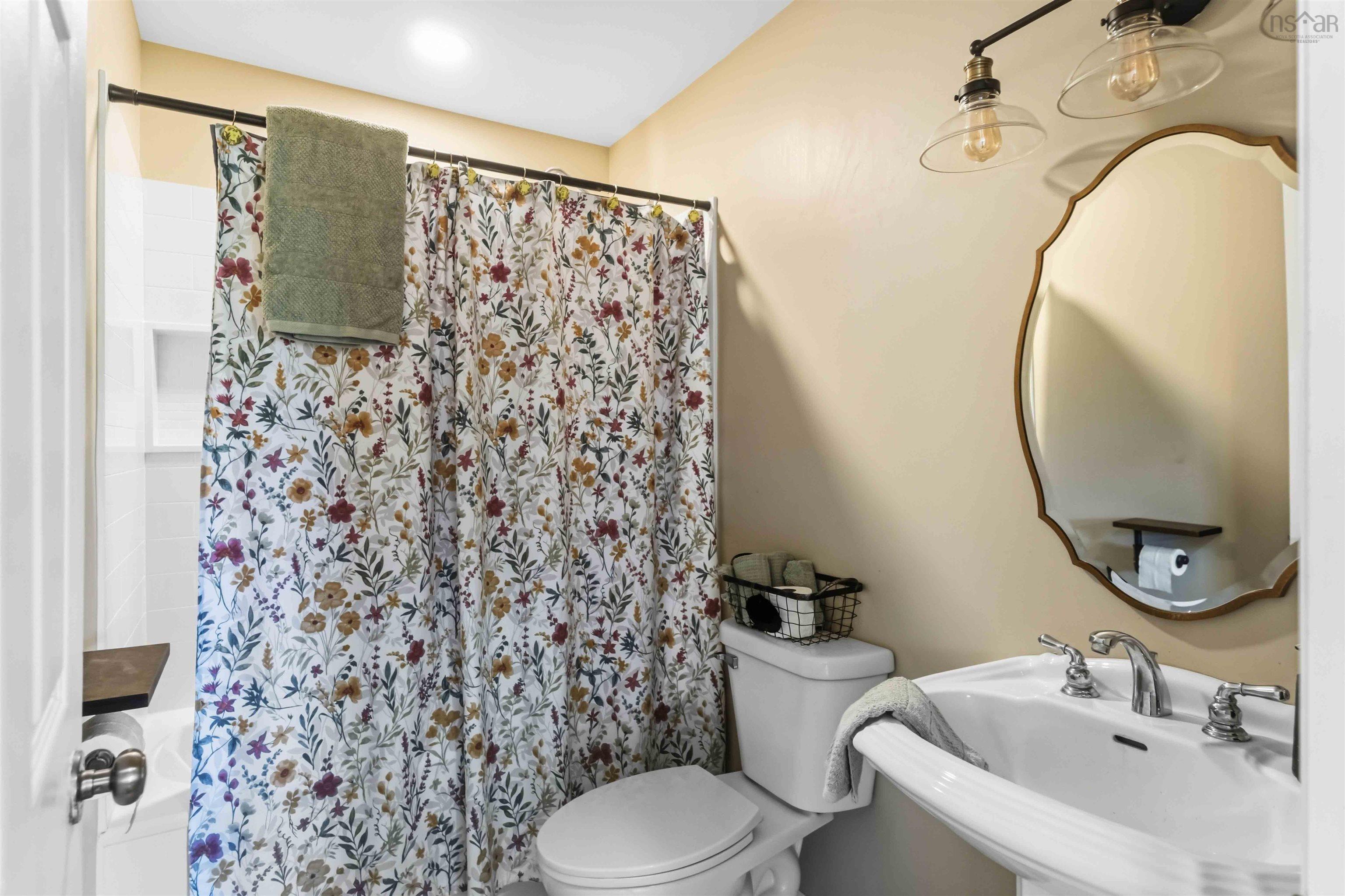 $559,000.00: 909 STRONACH MOUNTAIN Road, Melvern Square