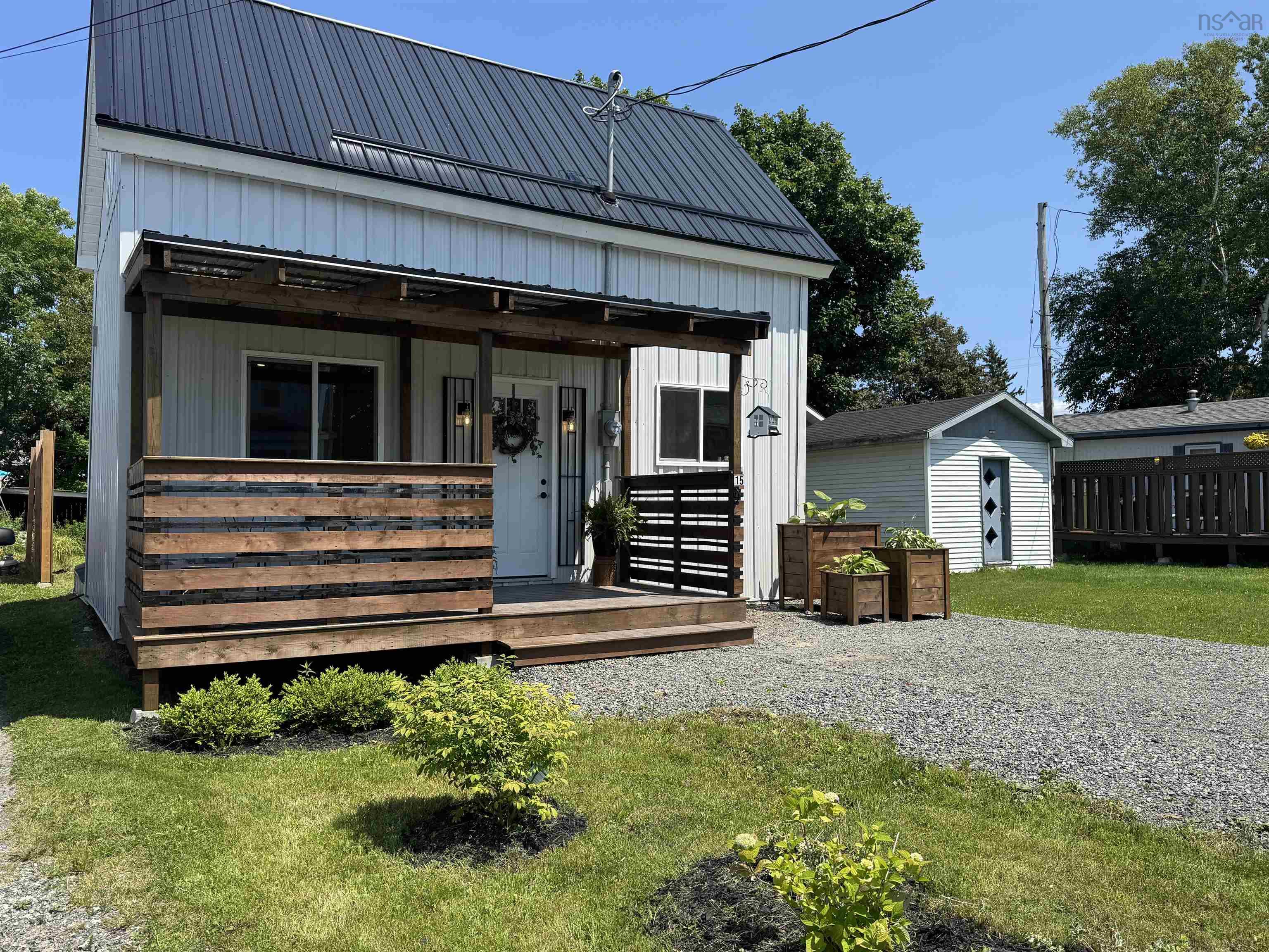 $184,000.00: 15 Oxford Avenue, Sydney Mines