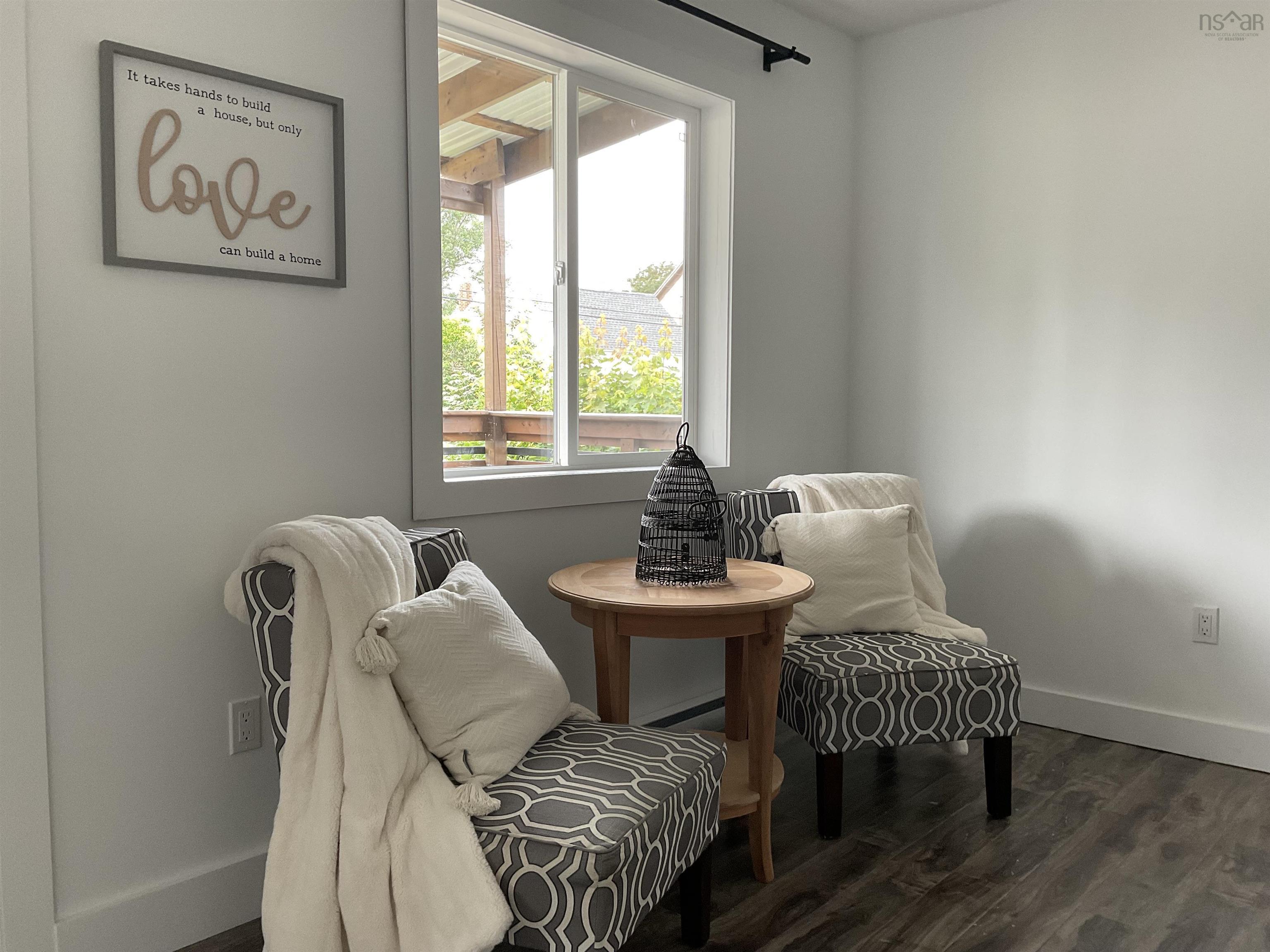 $184,000.00: 15 Oxford Avenue, Sydney Mines
